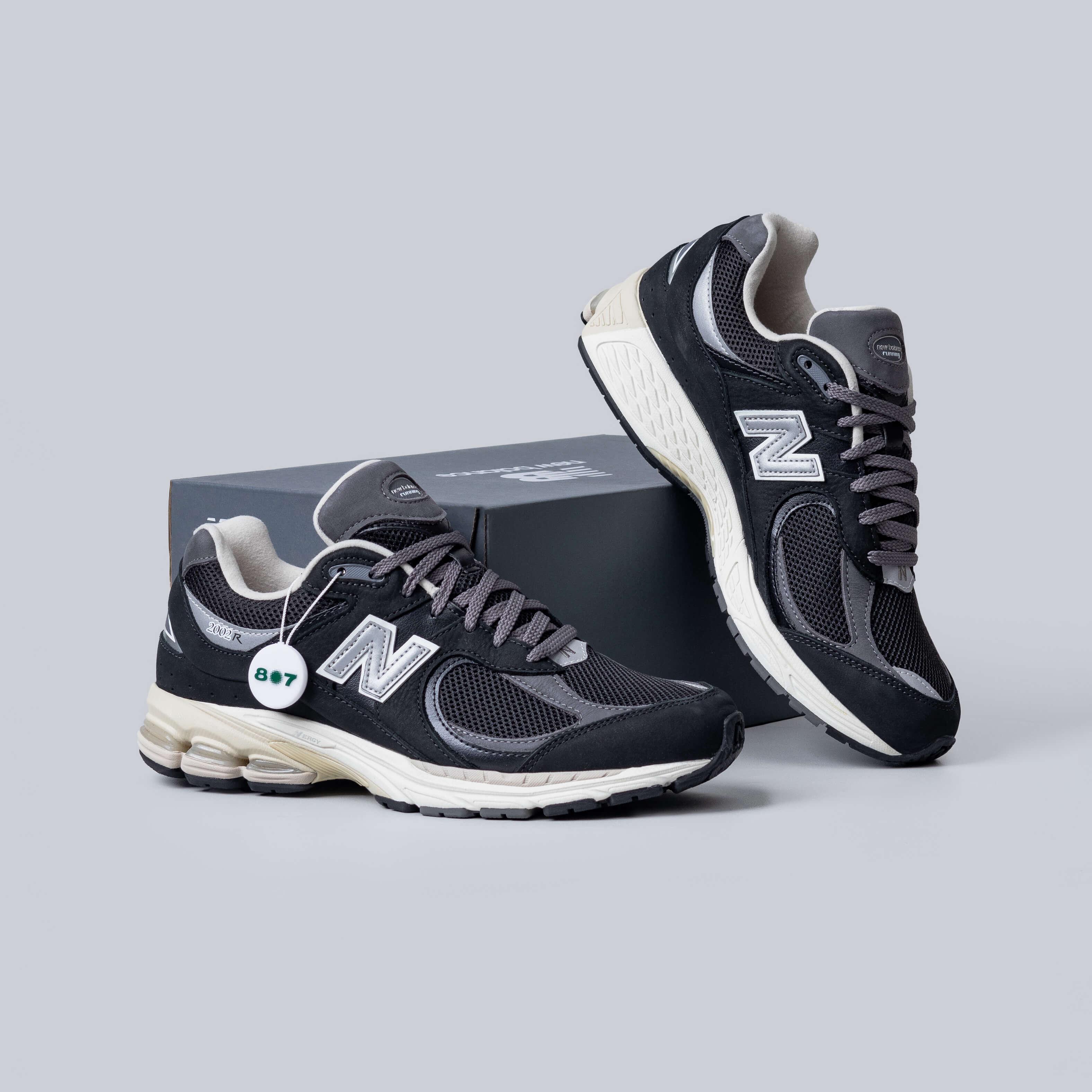 New Balance 2002R Black Castlerock