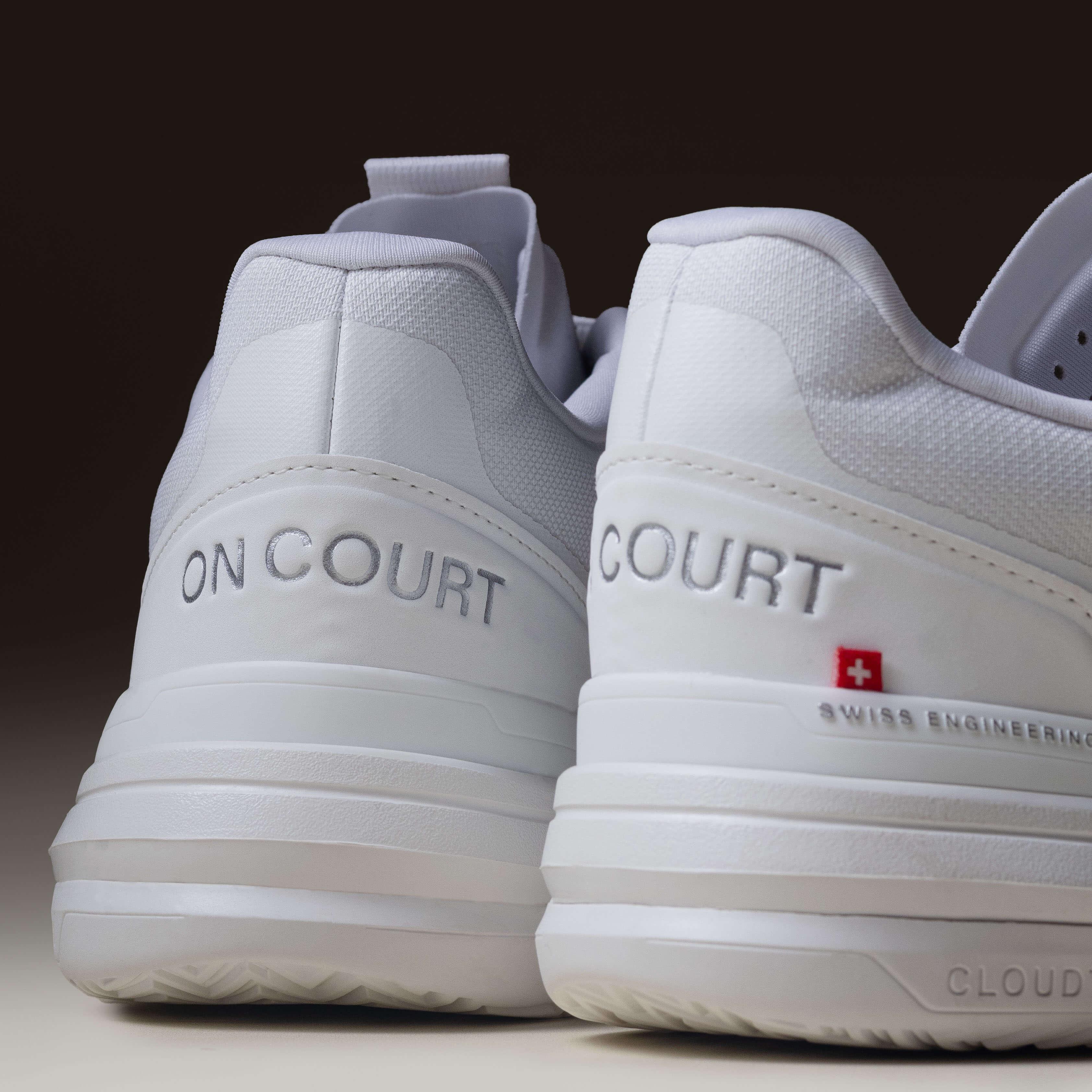 ON The Roger Advantage Pro All White