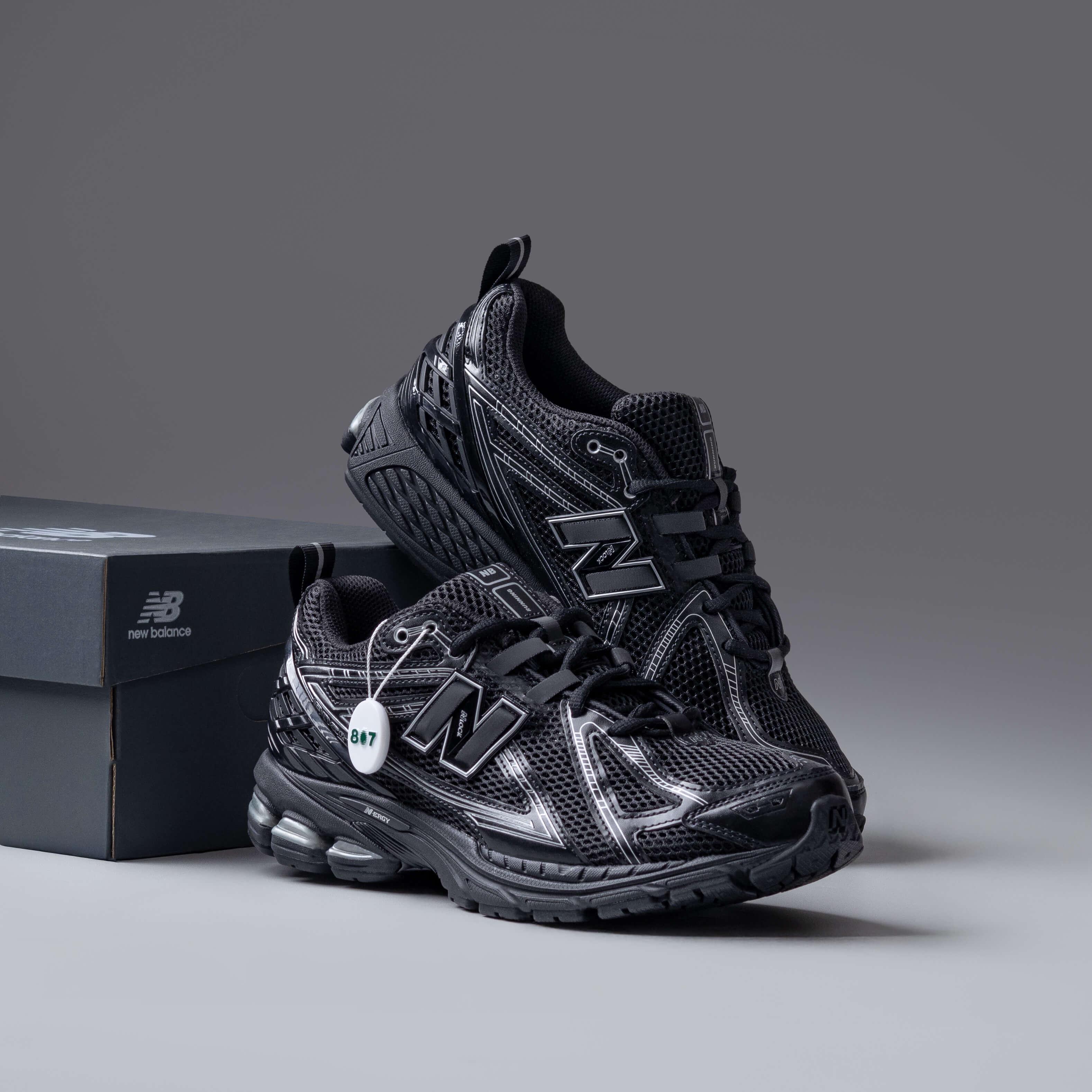 New Balance 1906R Black Grey