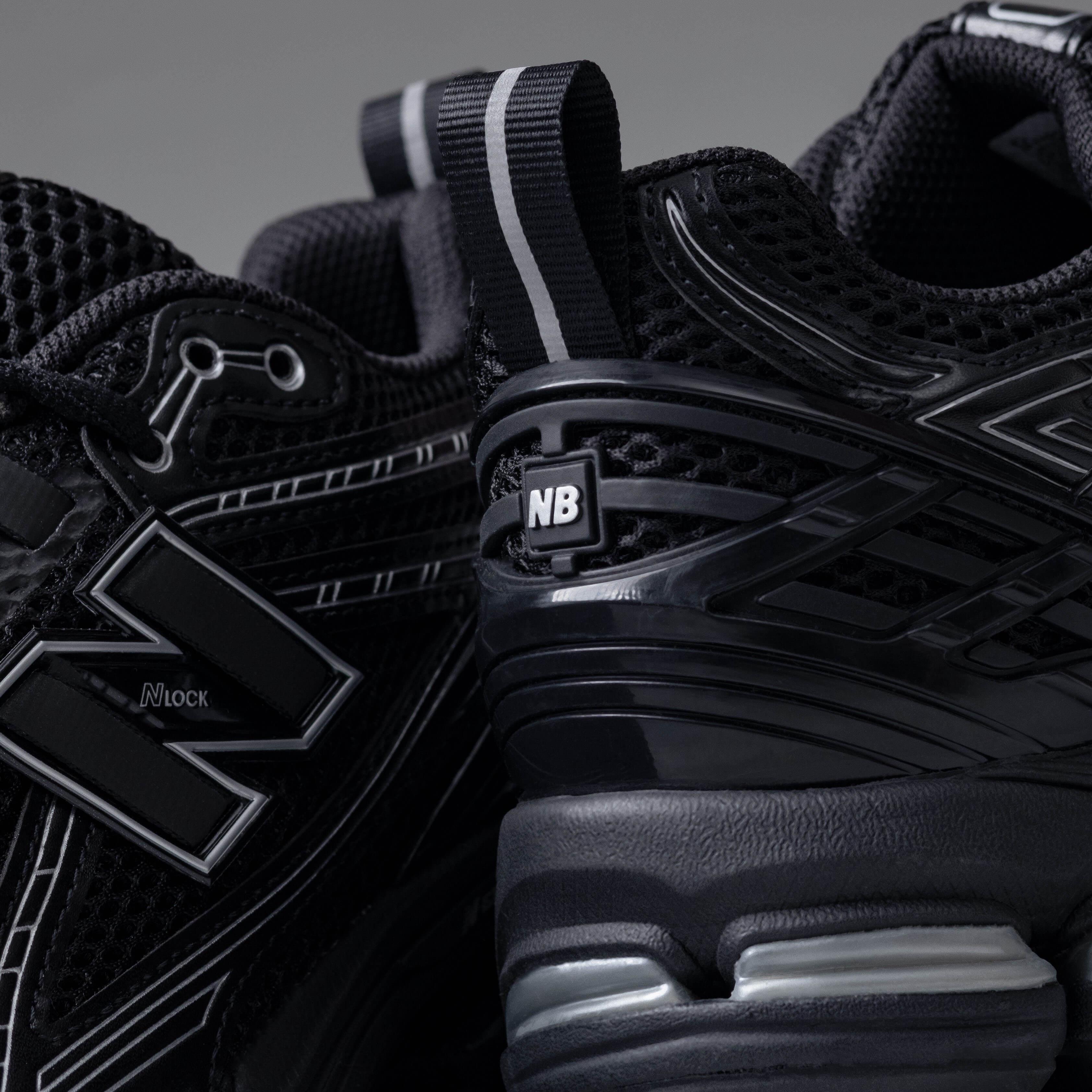 New Balance 1906R Black Grey