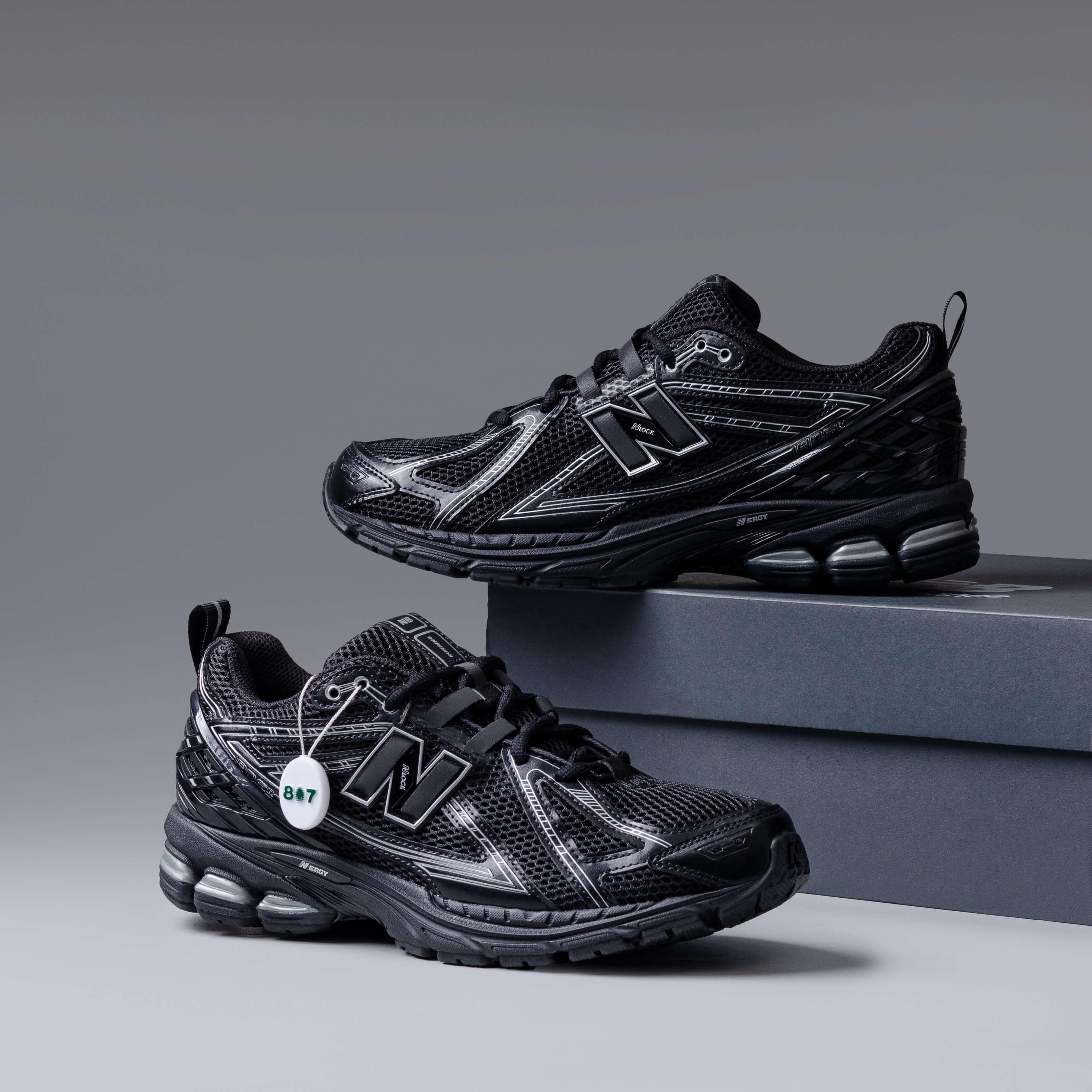 New Balance 1906R Black Grey