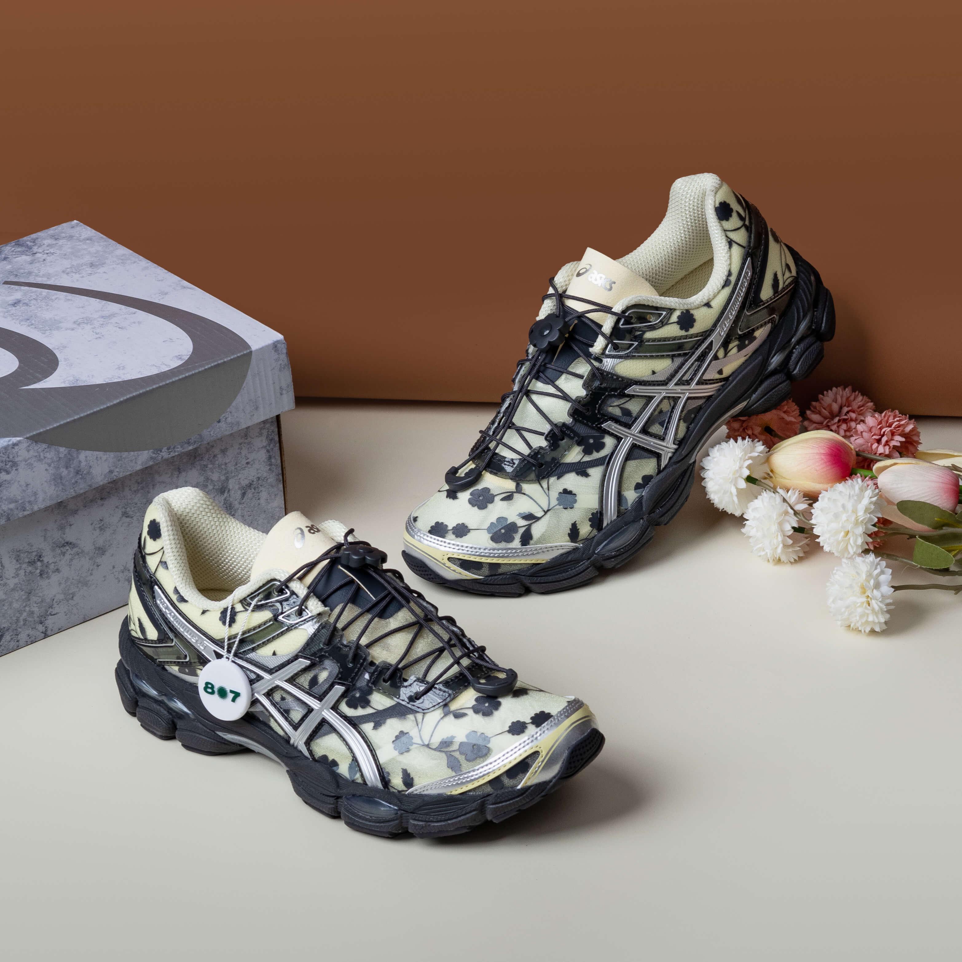Asics Gel Cumulus 16 Cecilie Bahnsen Floral Pack Ivory Black