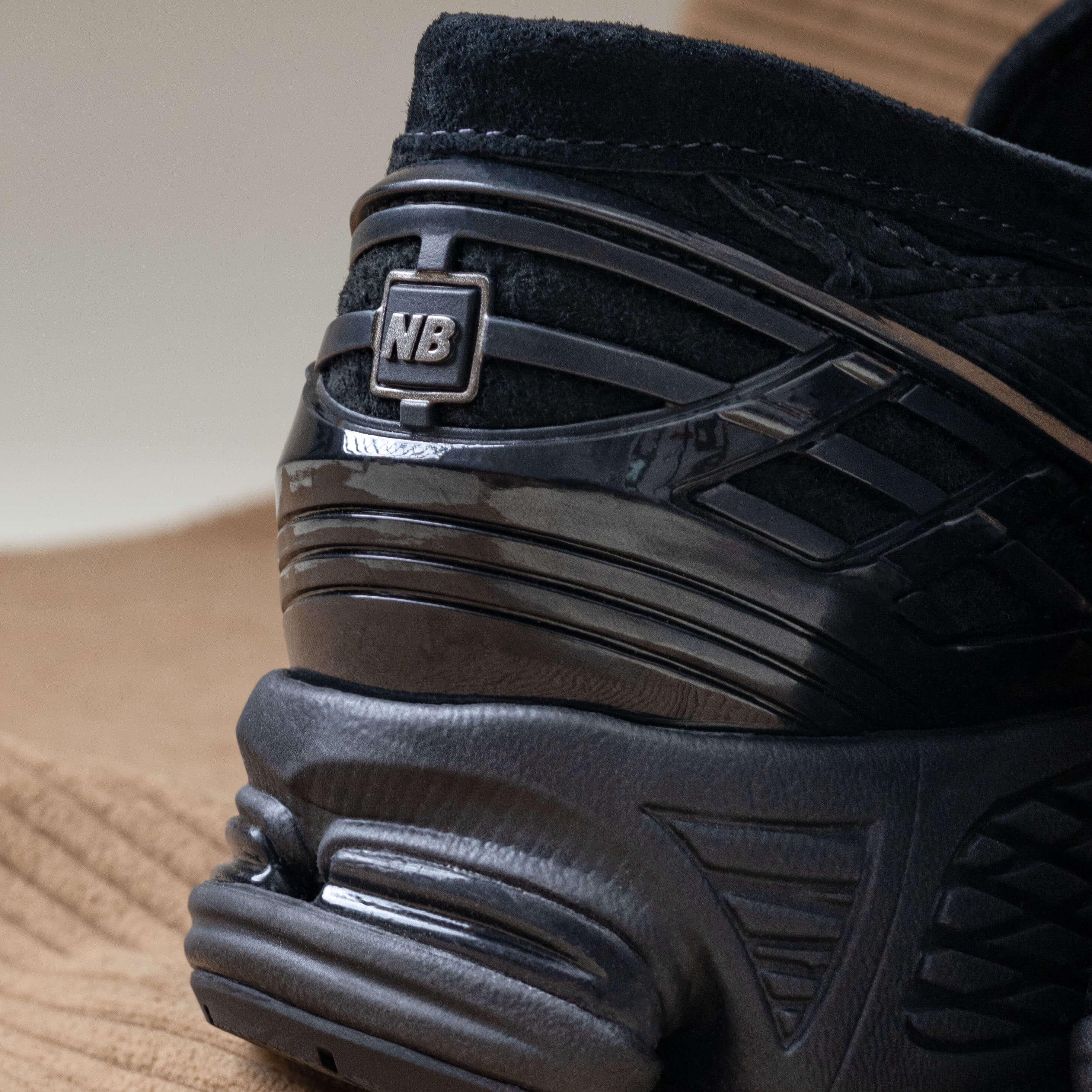 New Balance 1906L Black Suede