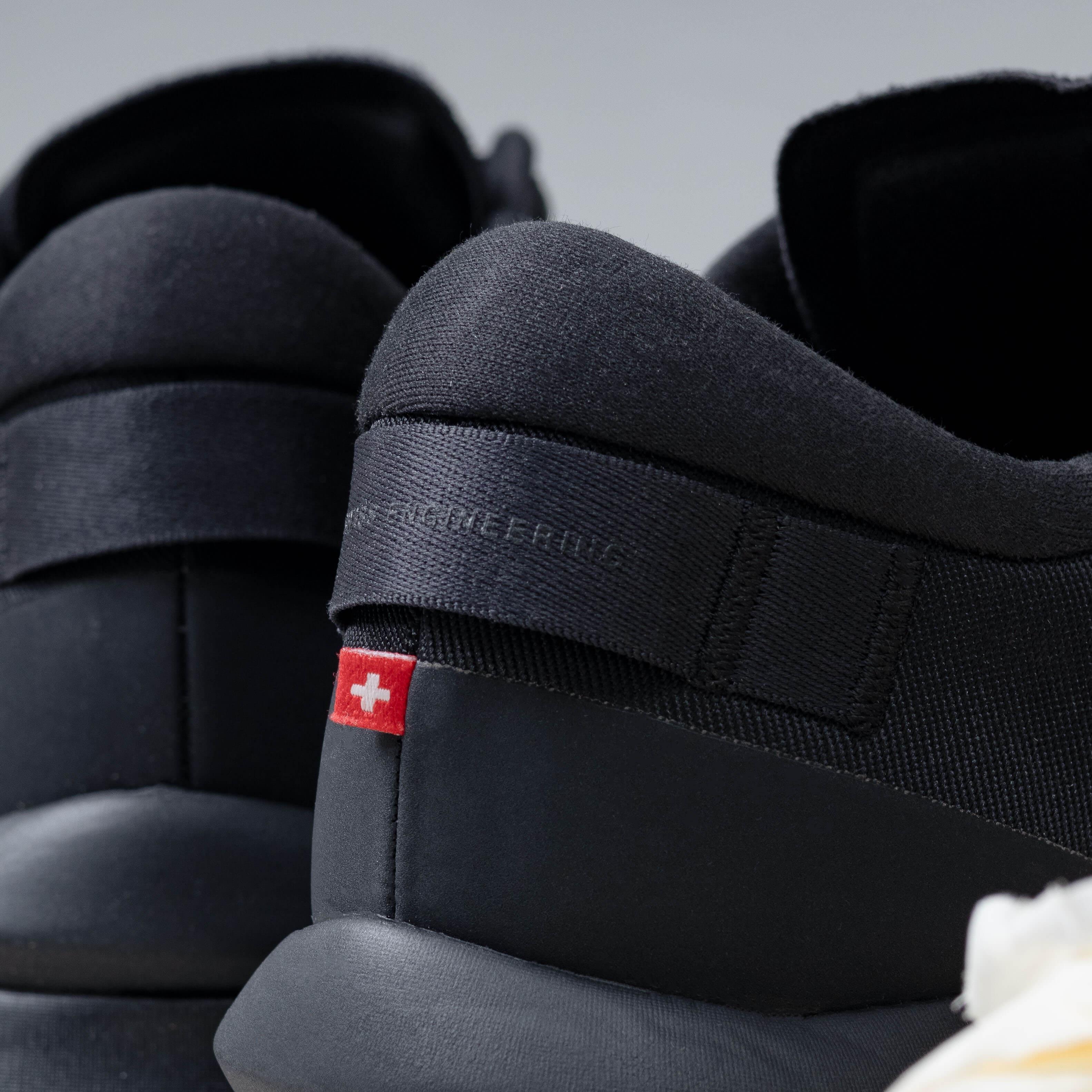 ON Cloudzone Triple Black 