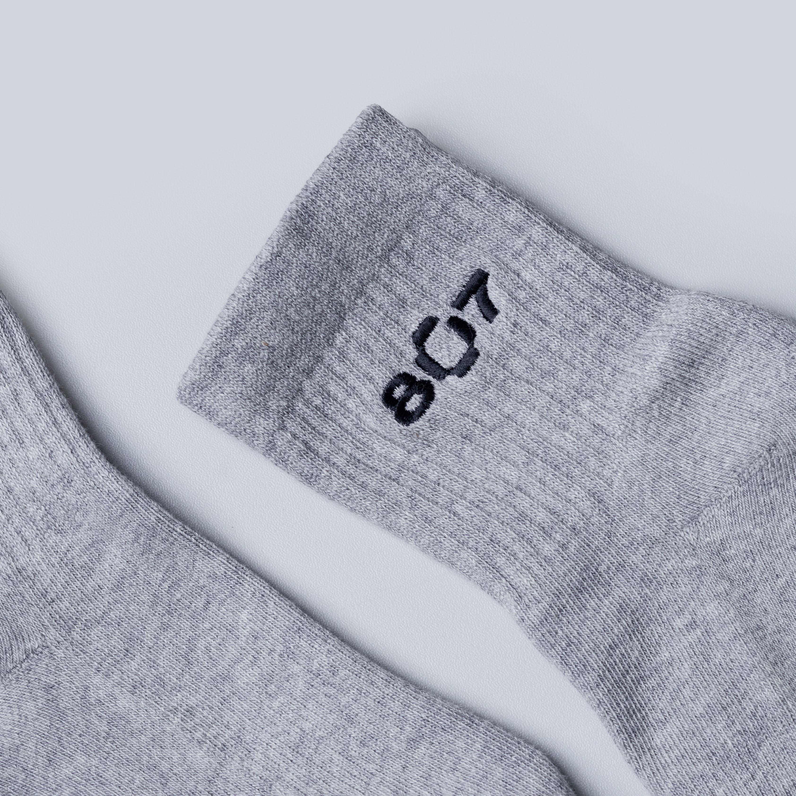 807 IDENTITY Quarter Length Socks Grey Black