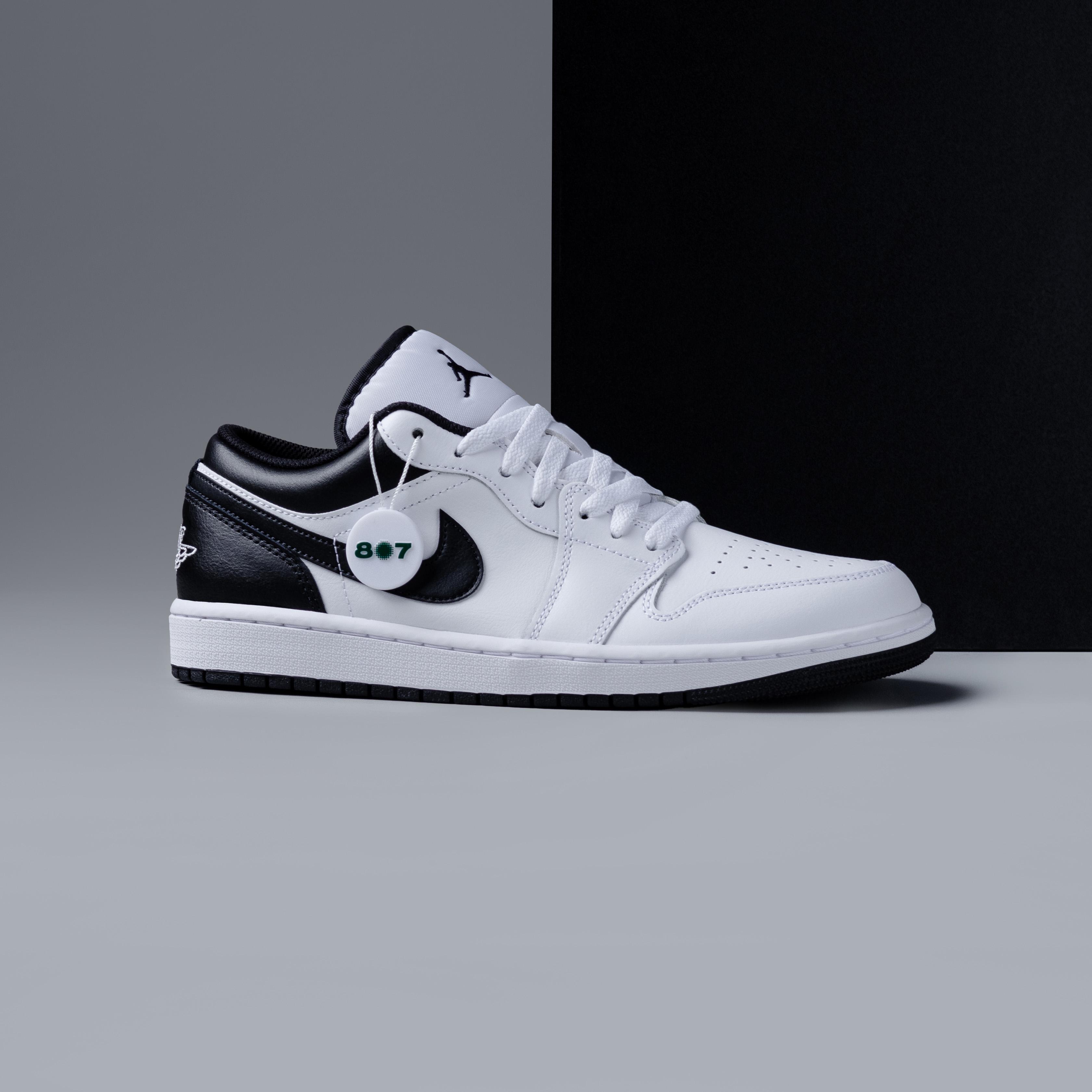 Air Jordan 1 Low White Black