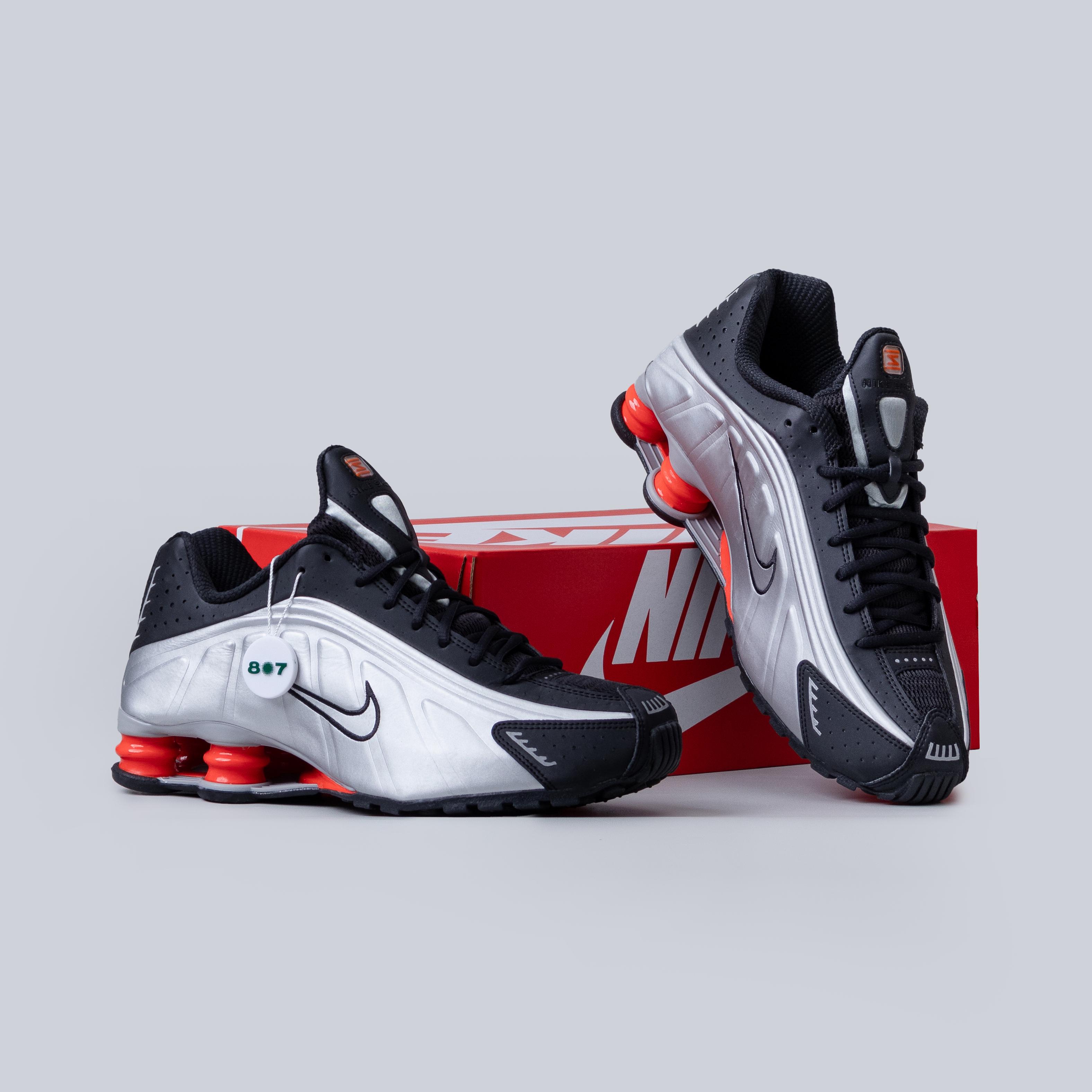 Nike Shox R4 Black Metallic SIlver