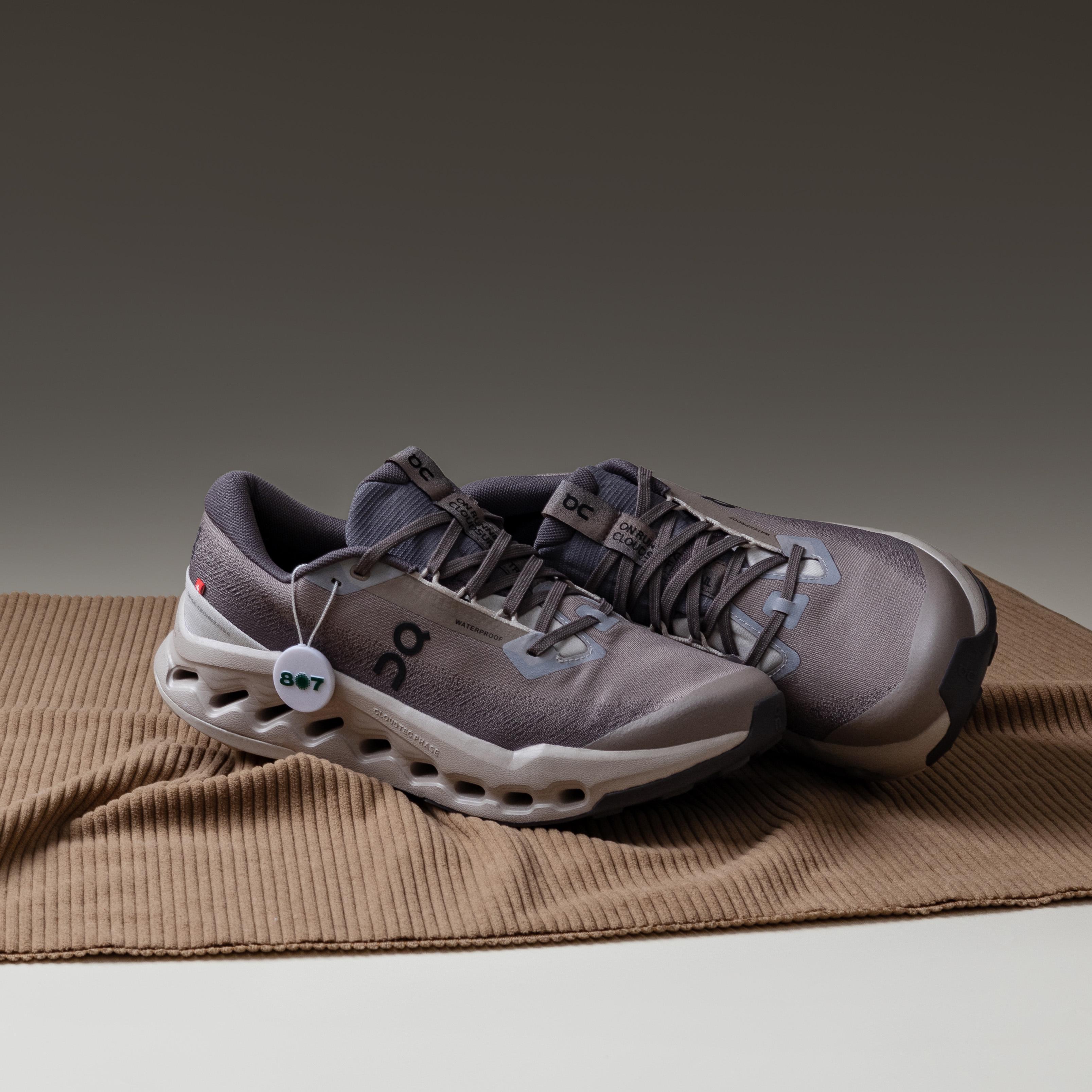 ON Cloudsurfer Trail 2 Waterproof Cinder