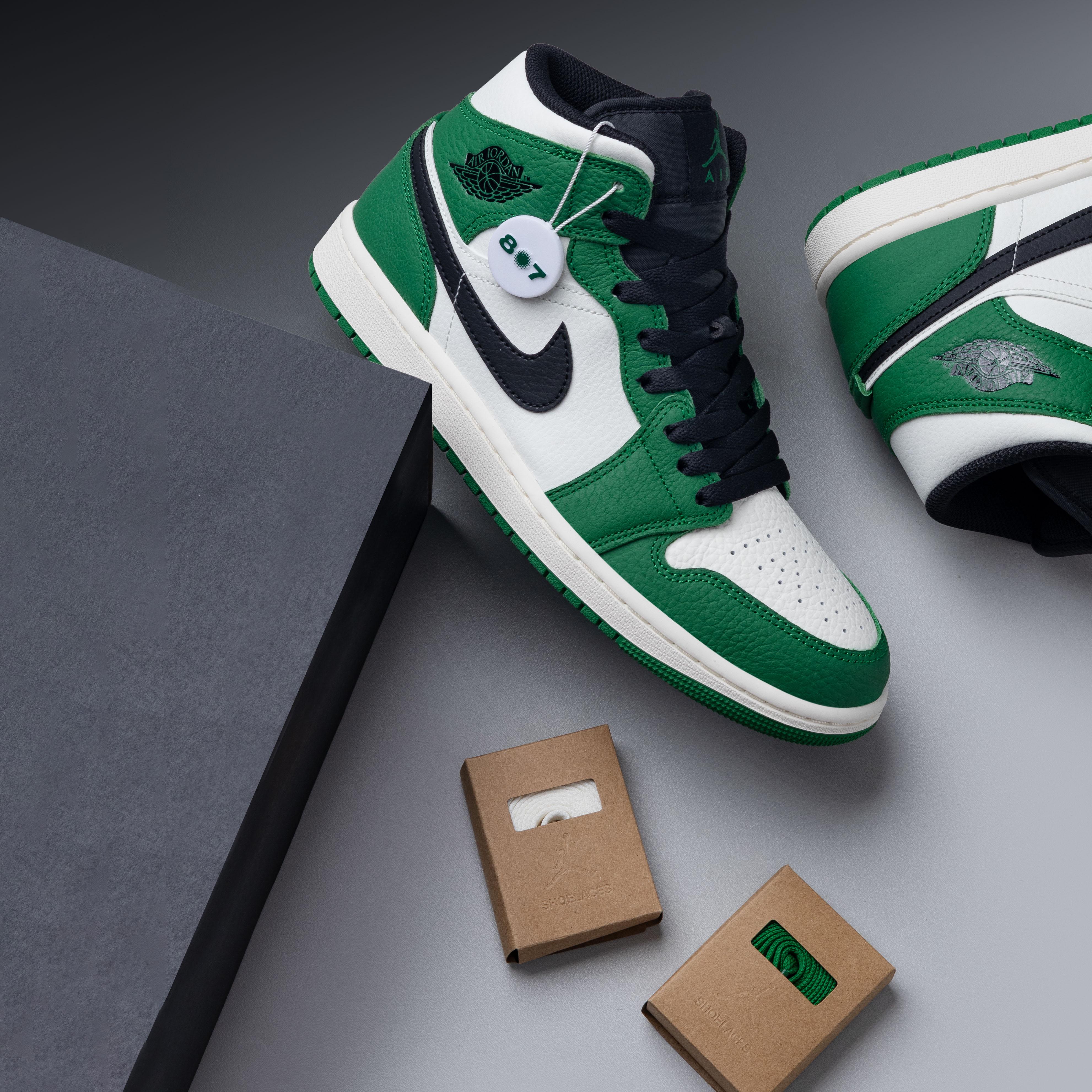 Air Jordan 1 Mid Pine Green White