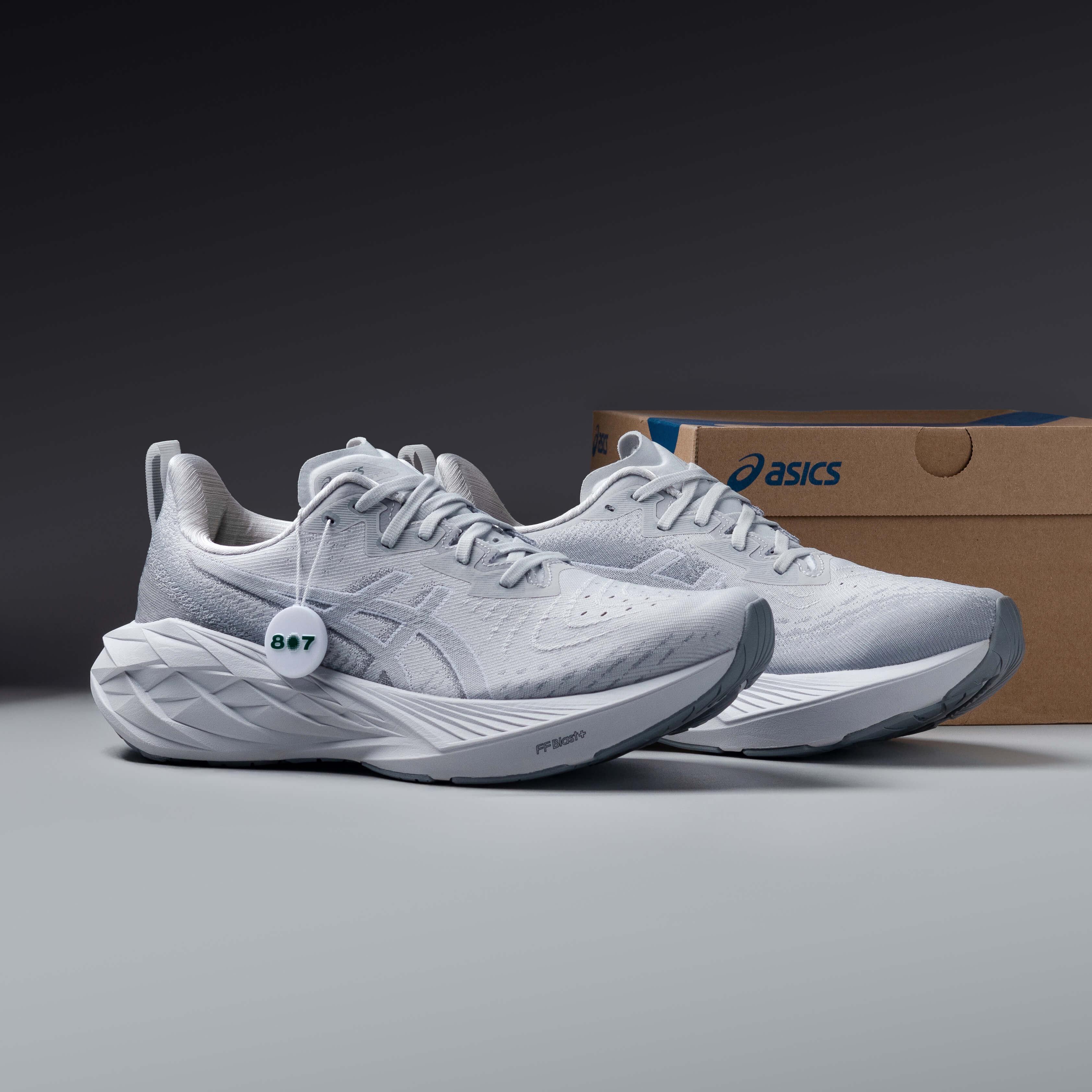 Asics Novablast 4 Concrete Steel Grey