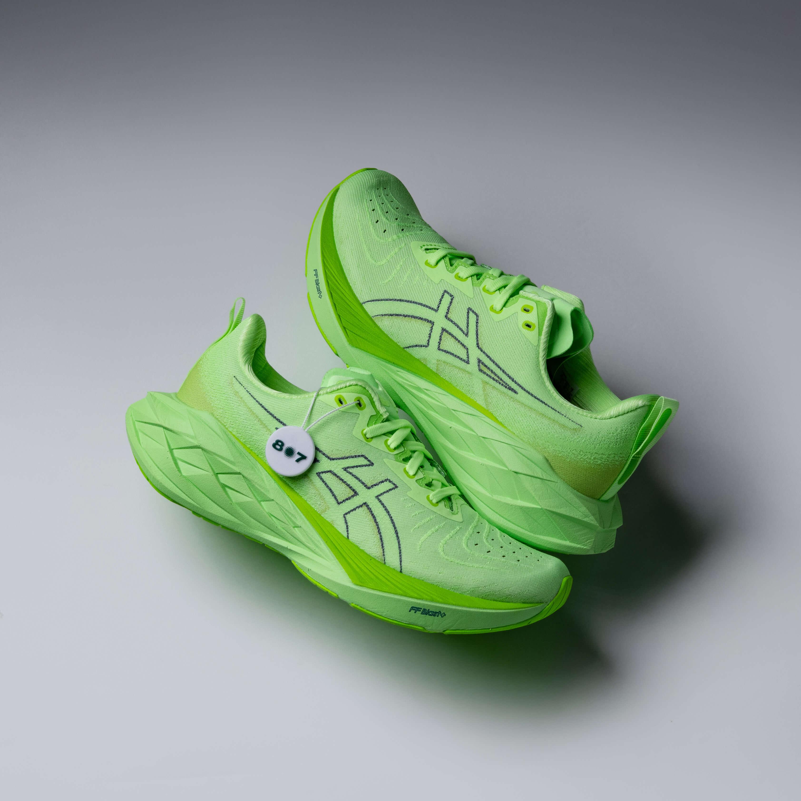 Asics Novablast 4 Illuminate Green