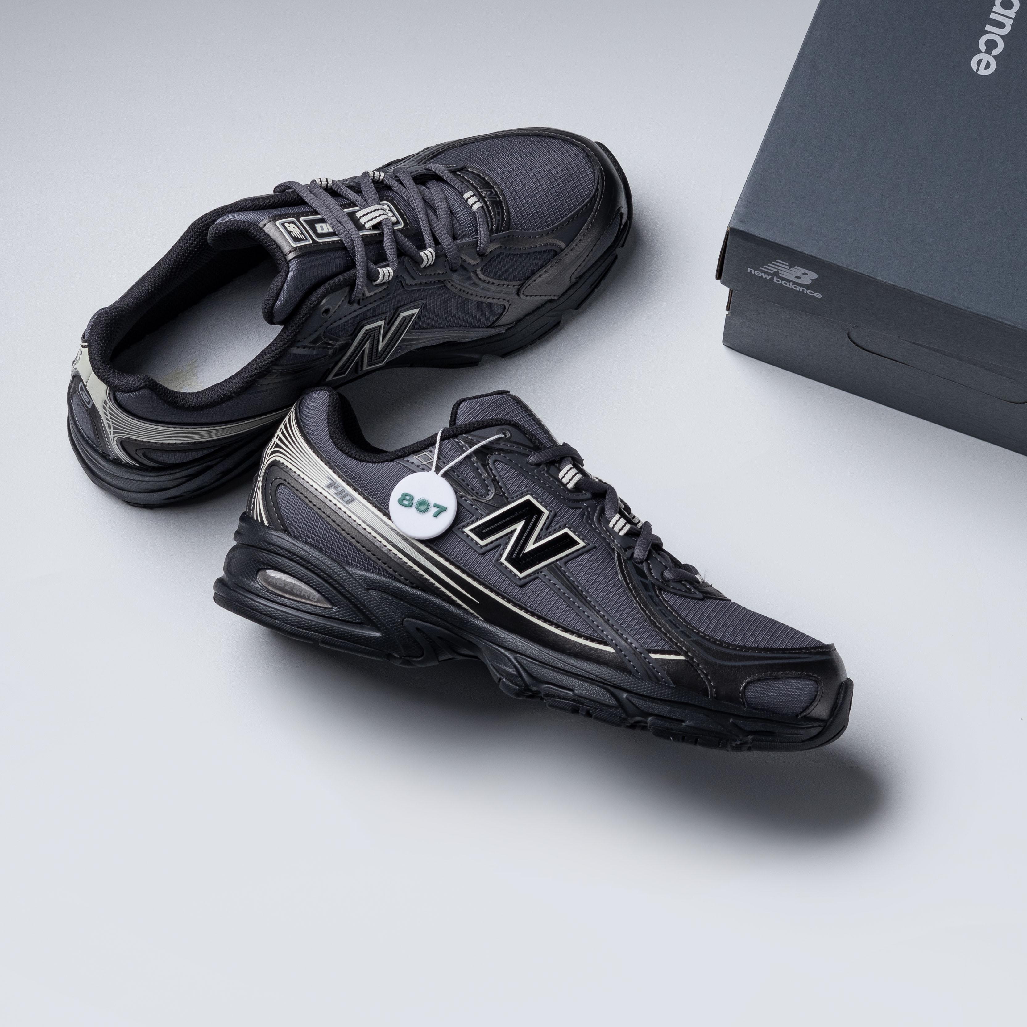 New Balance 740 V2 Dark Navy