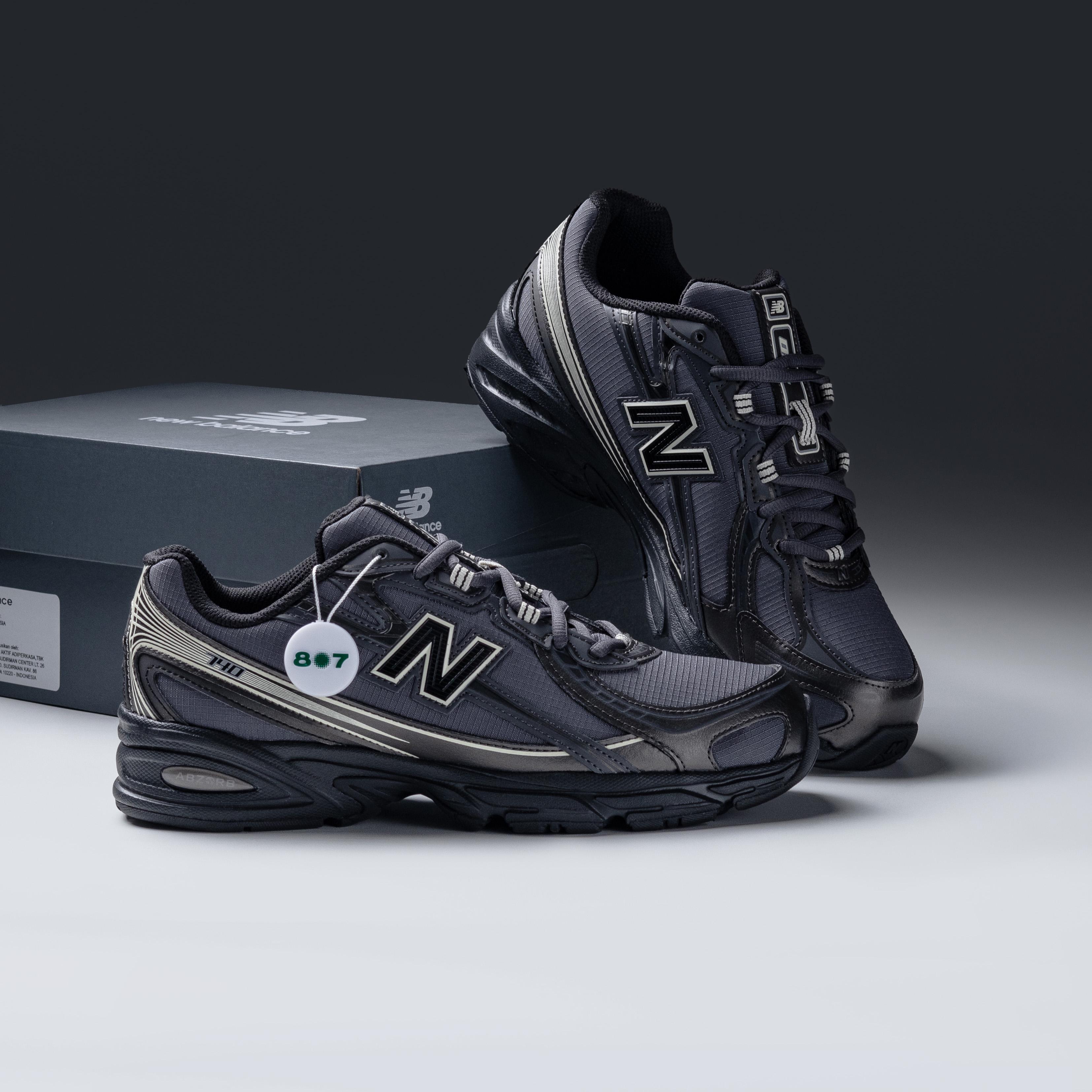 New Balance 740 V2 Dark Navy