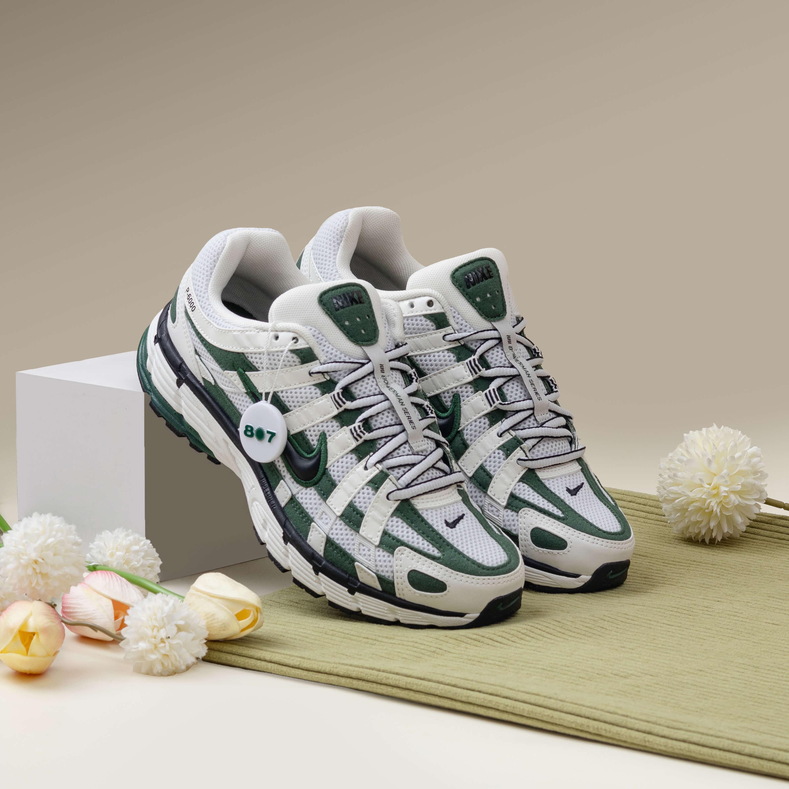 Nike P6000 Fir Dark Green White