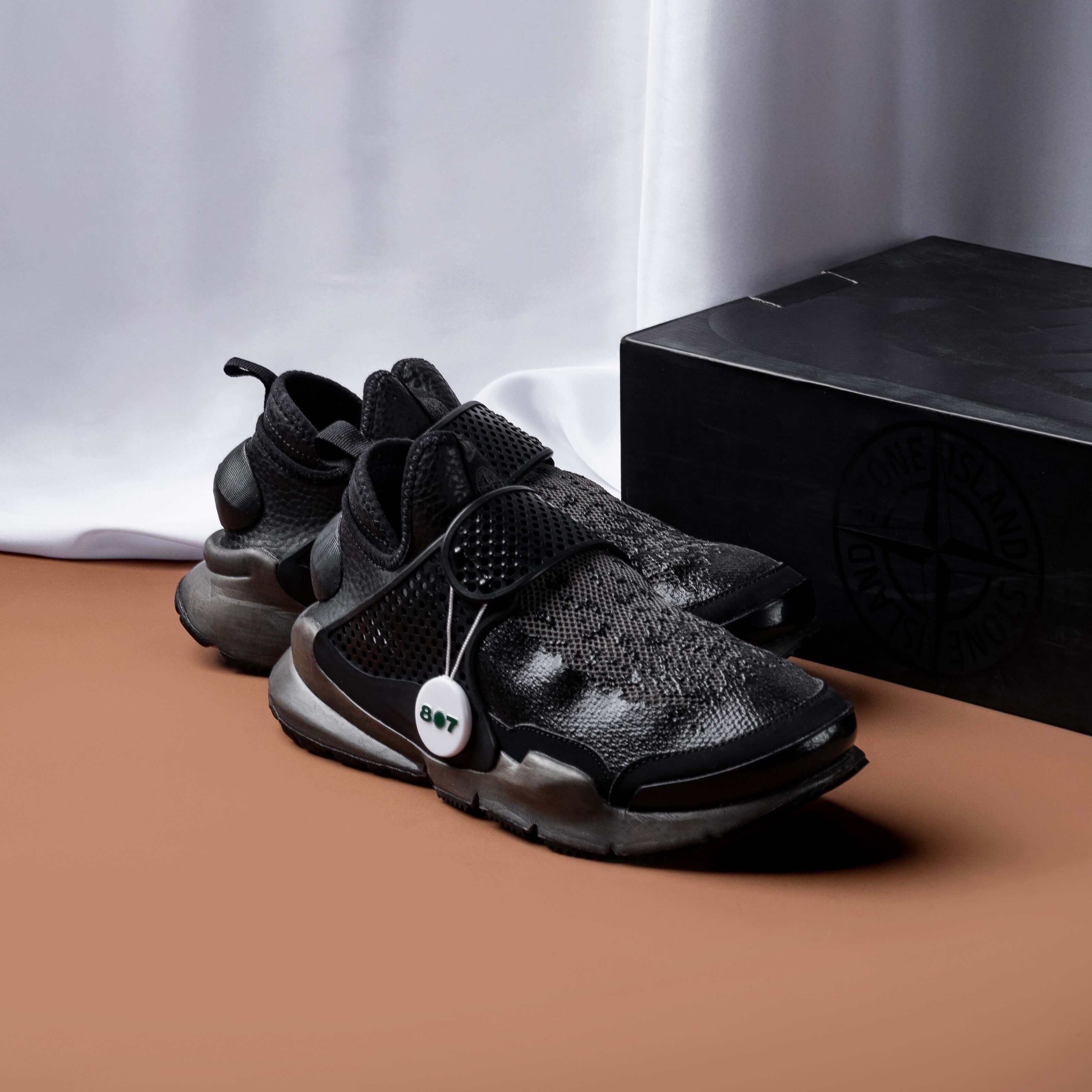 Nike Sock Dart Mid Stone Island Black