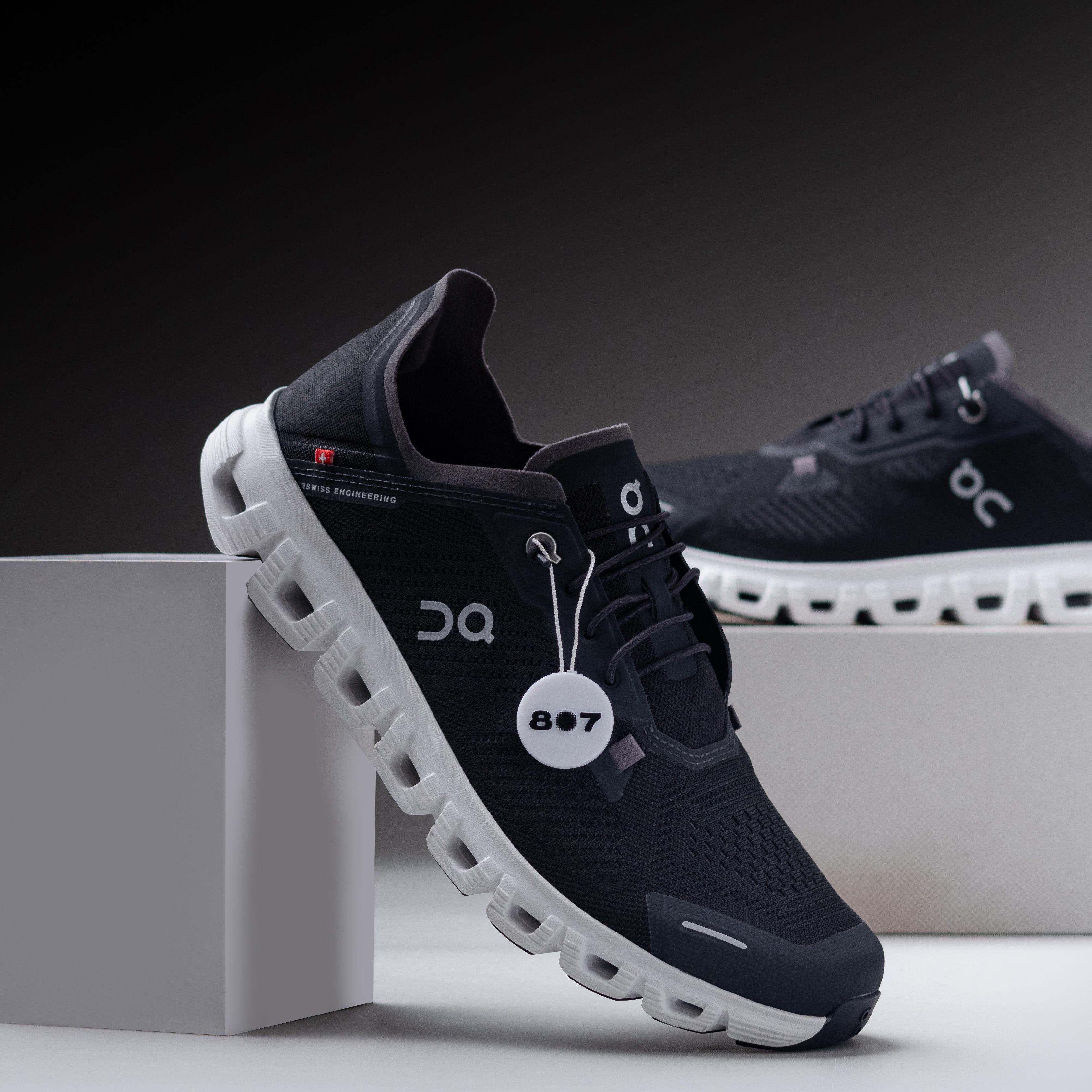 ON Cloud 6 Coast Black White