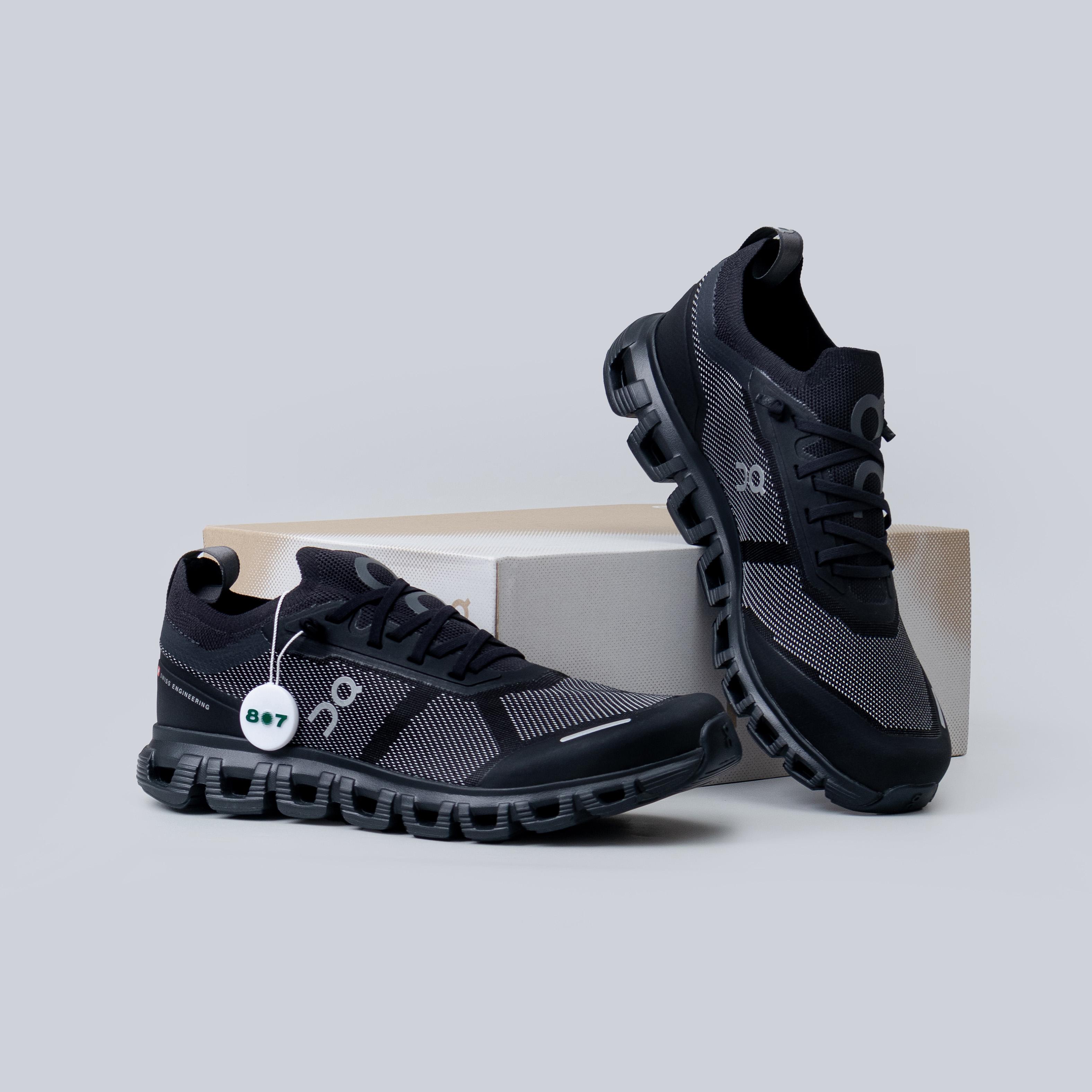 ON Cloud 6 Versa Black Eclipse