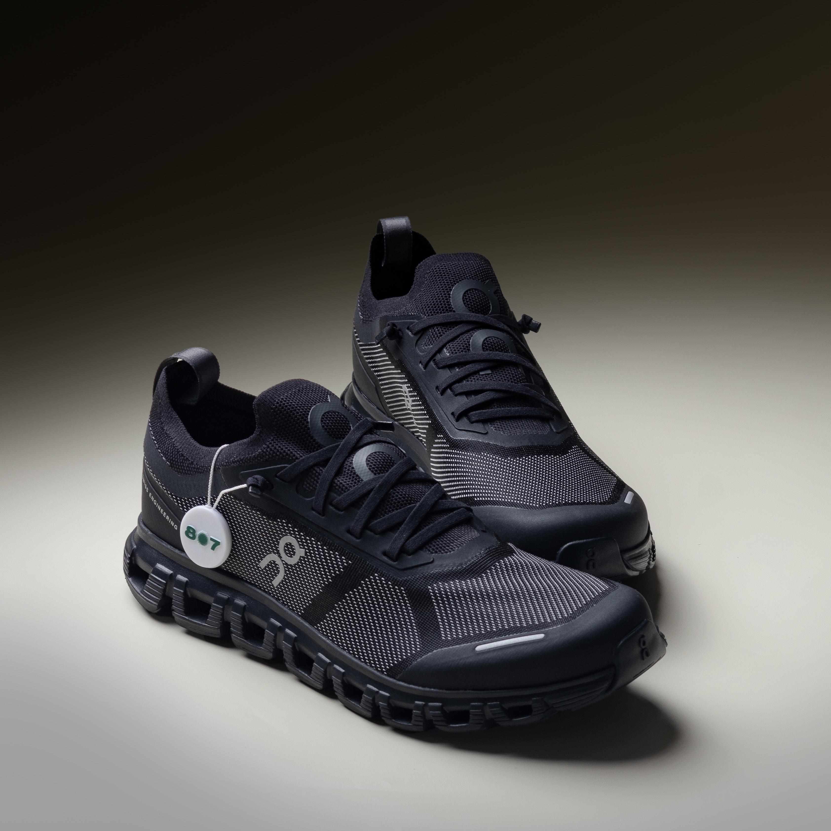 ON Cloud 6 Versa Black Eclipse