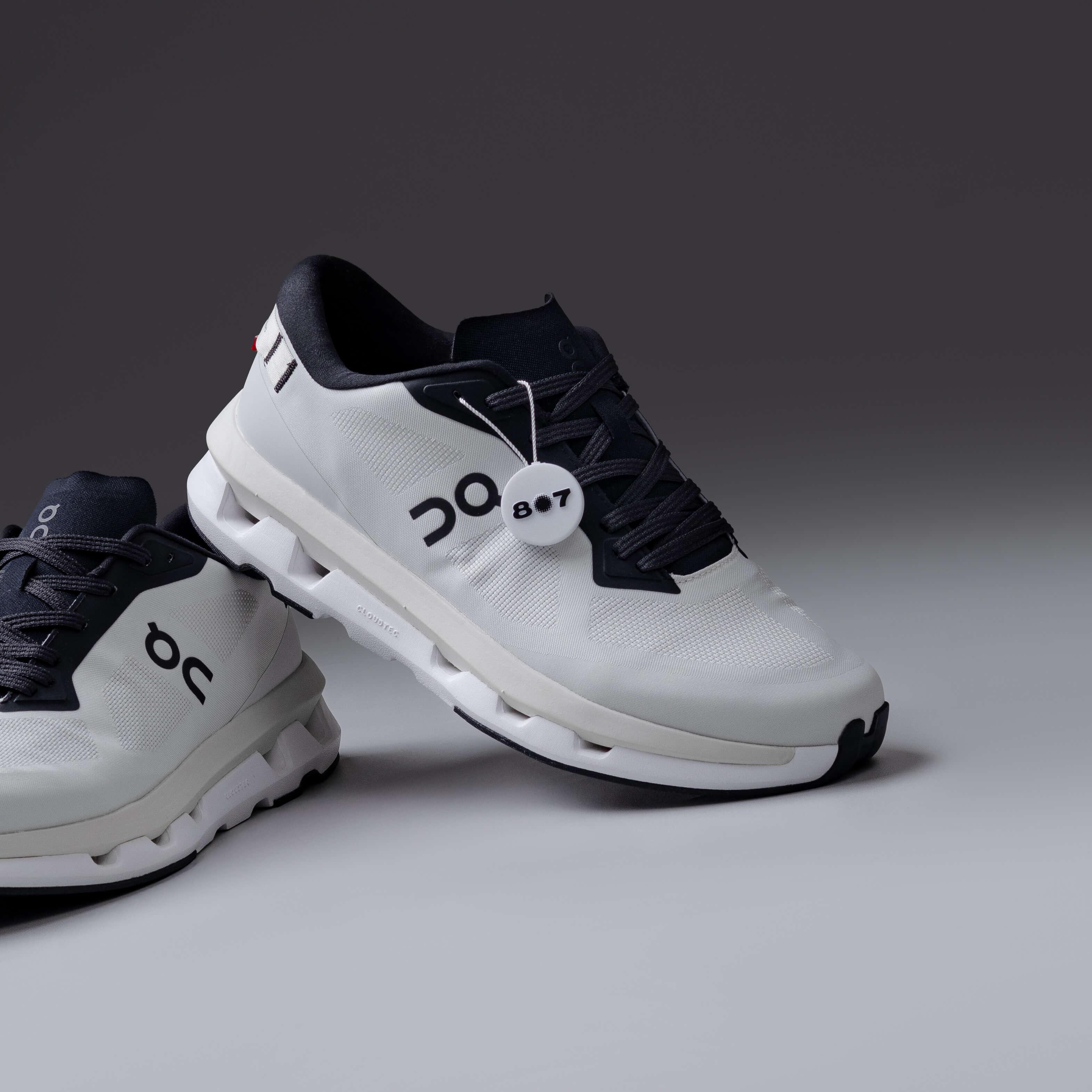 ON Cloudzone Ice Black