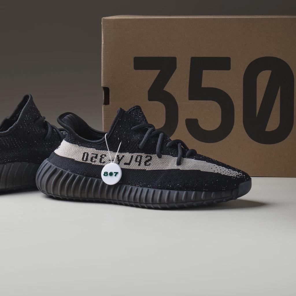 Yeezy Boost 350 V2 Core Black White