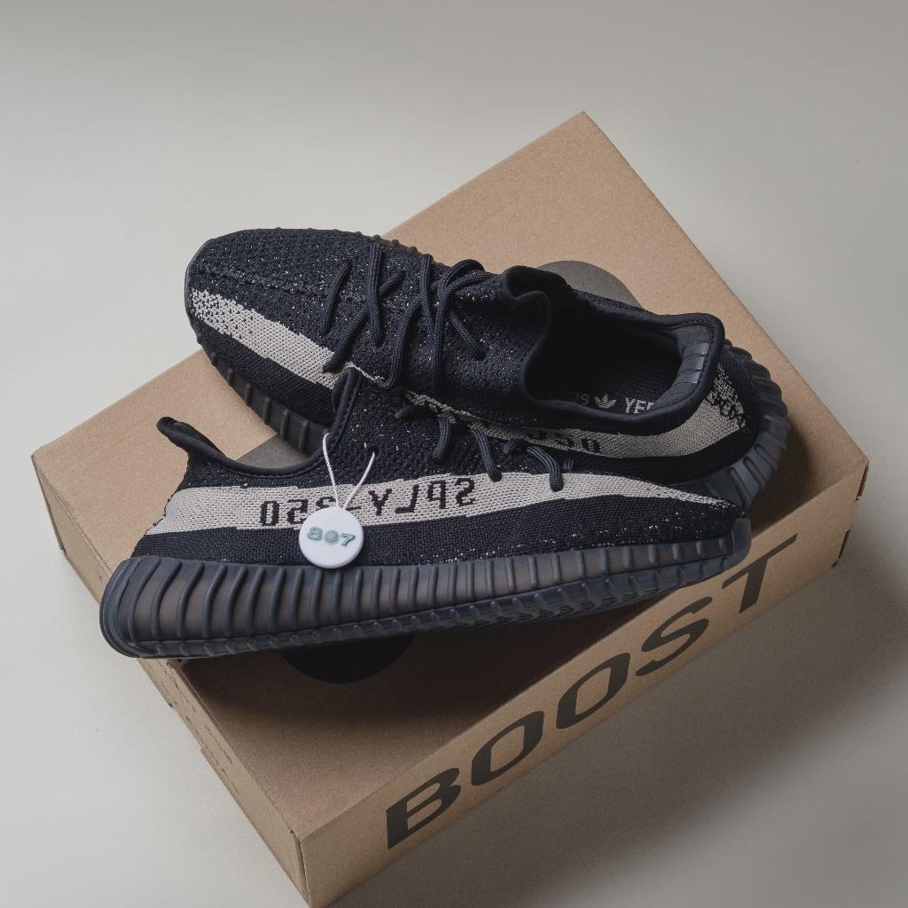 Yeezy Boost 350 V2 Core Black White