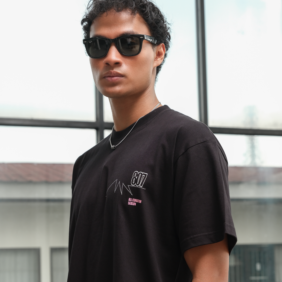 807 IDENTITY - Independent Minds Tee