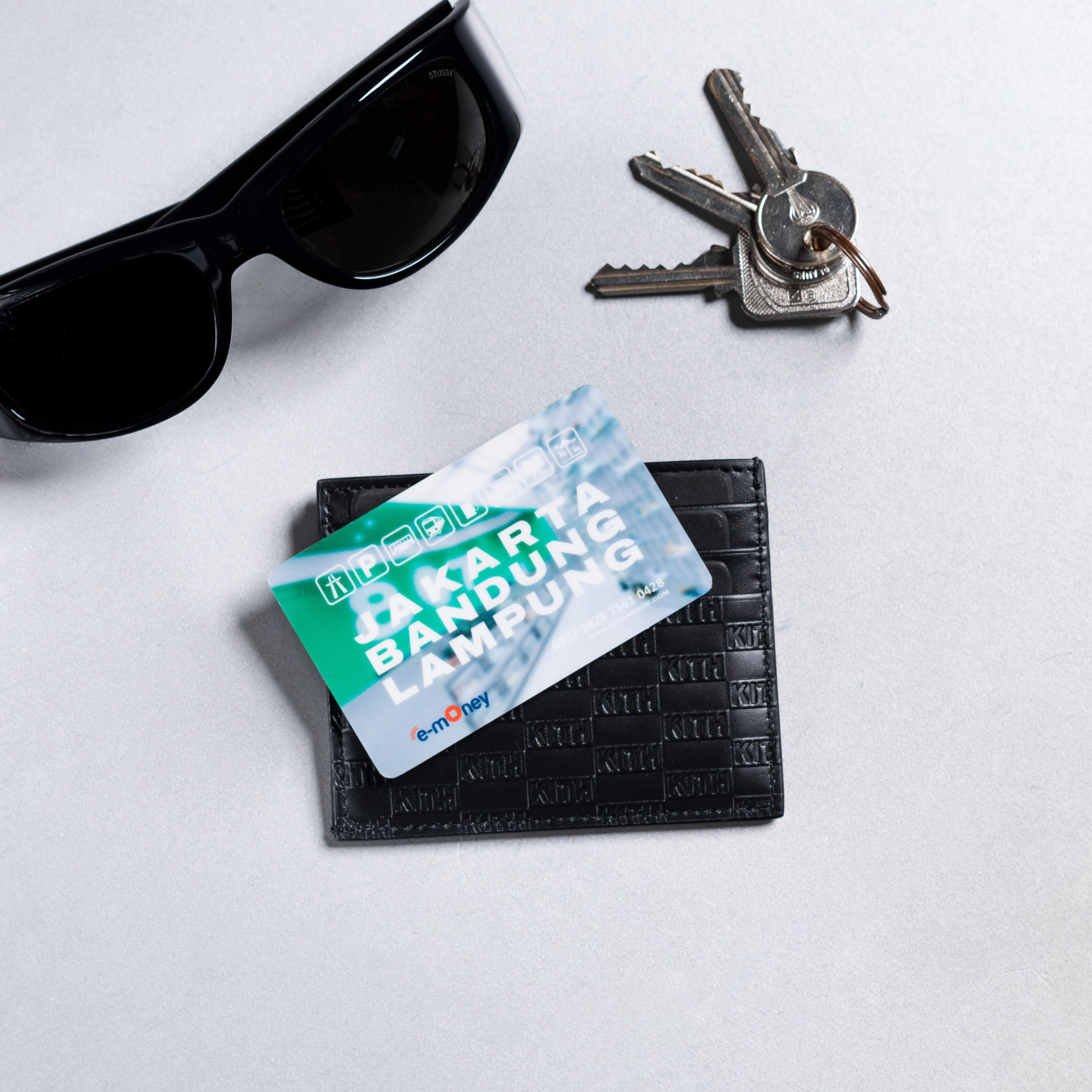 807  IDENTITY Store EMoney