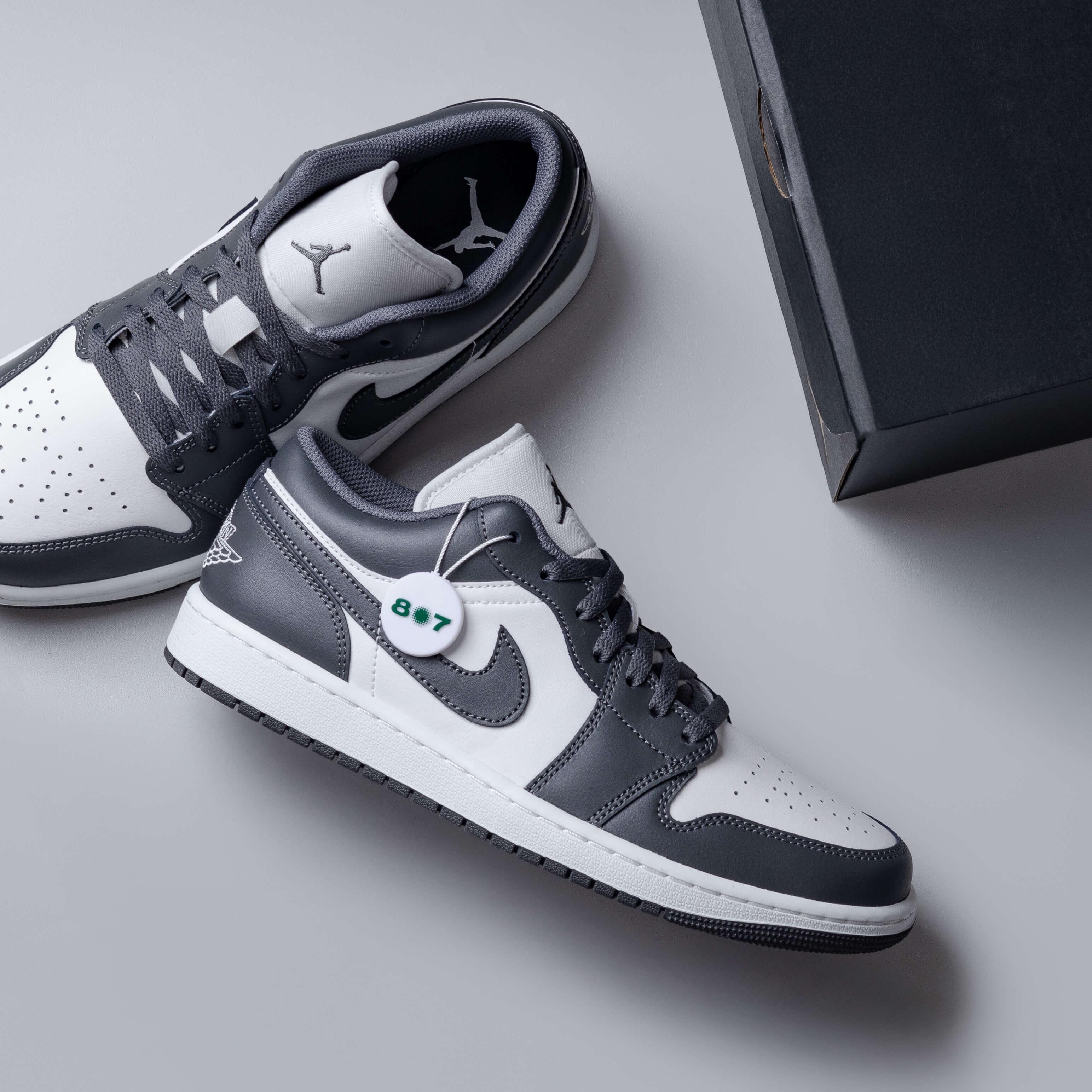 Air Jordan 1 Low Grey White