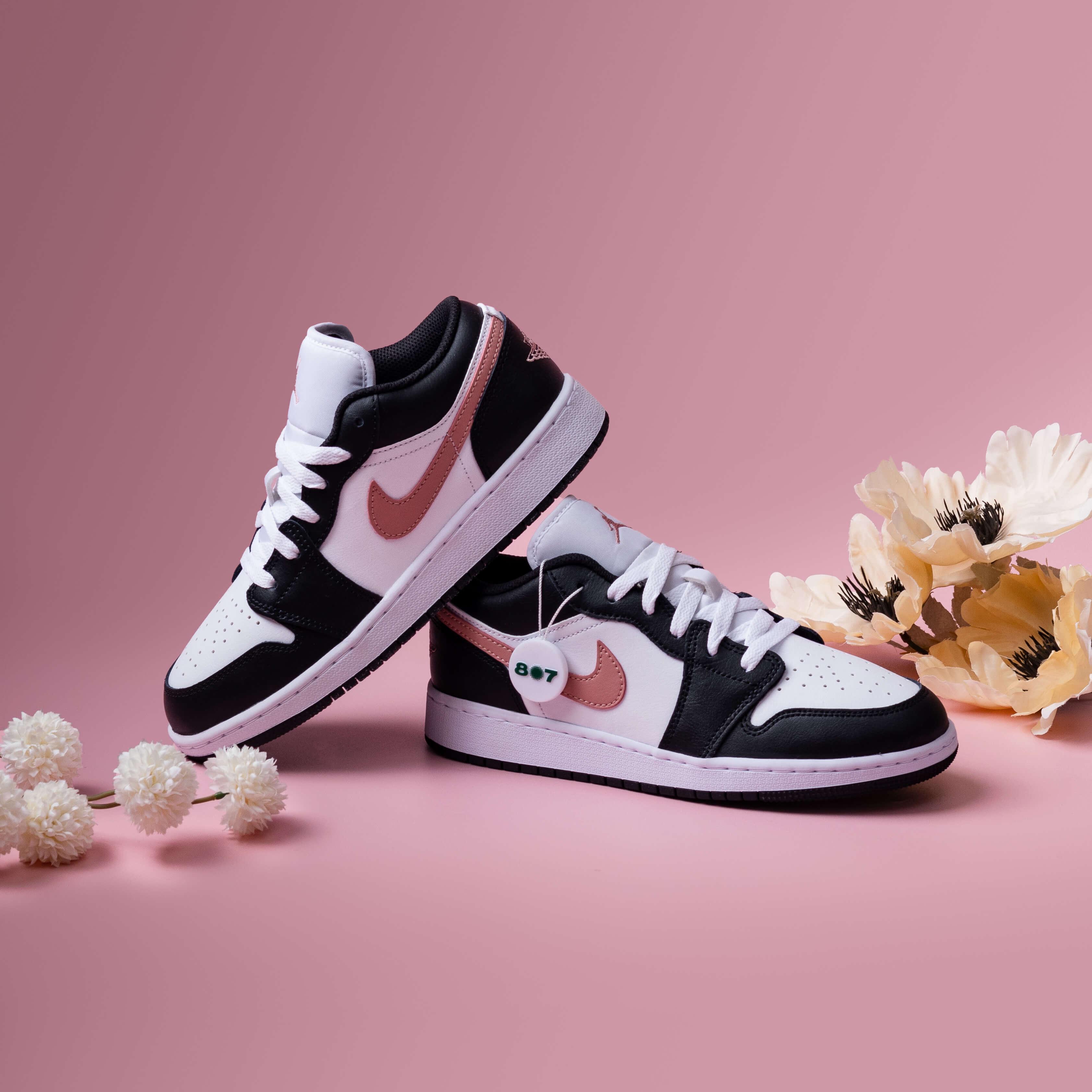 Air Jordan 1 Low White Black Rust Pink GS Women