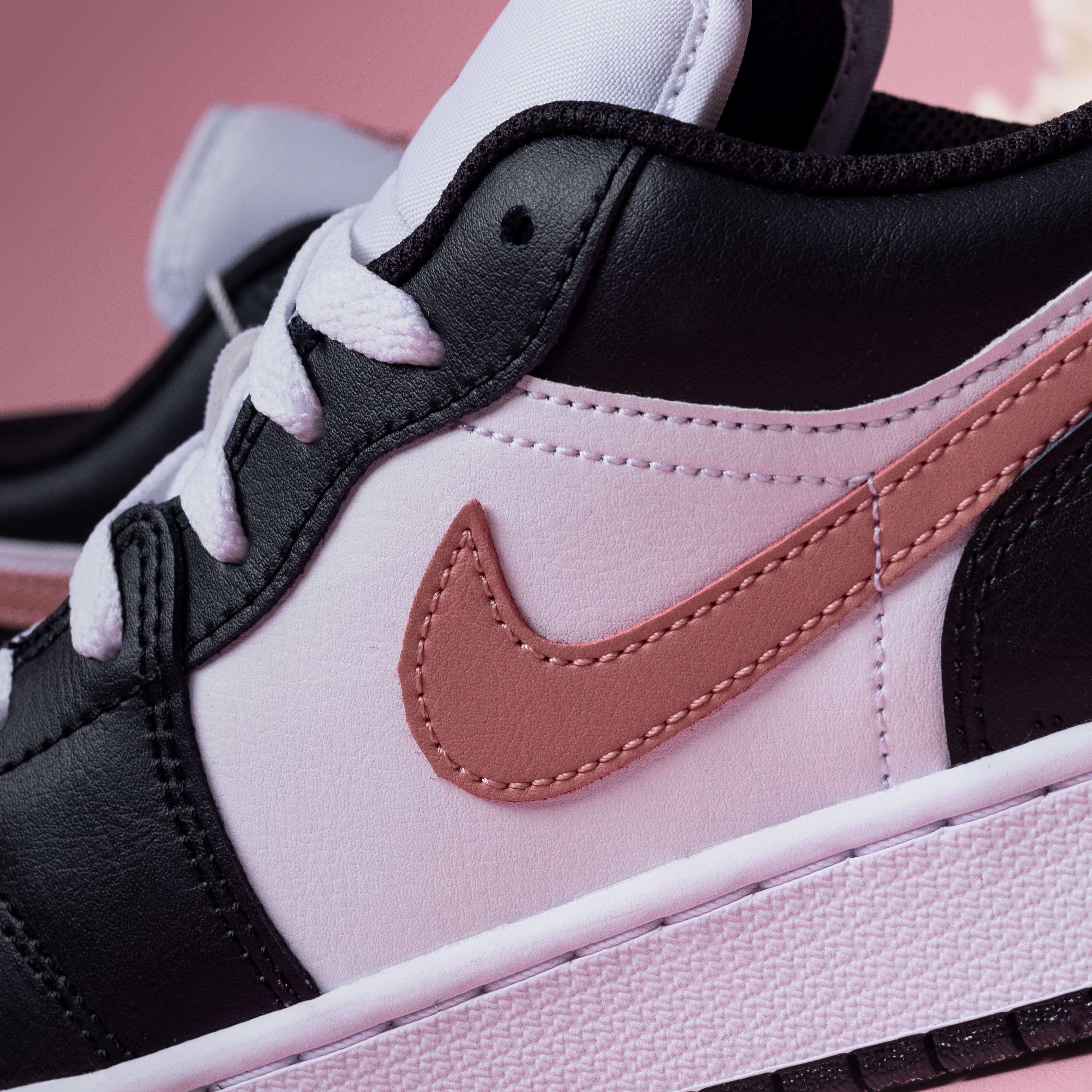 Air Jordan 1 Low White Black Rust Pink GS Women