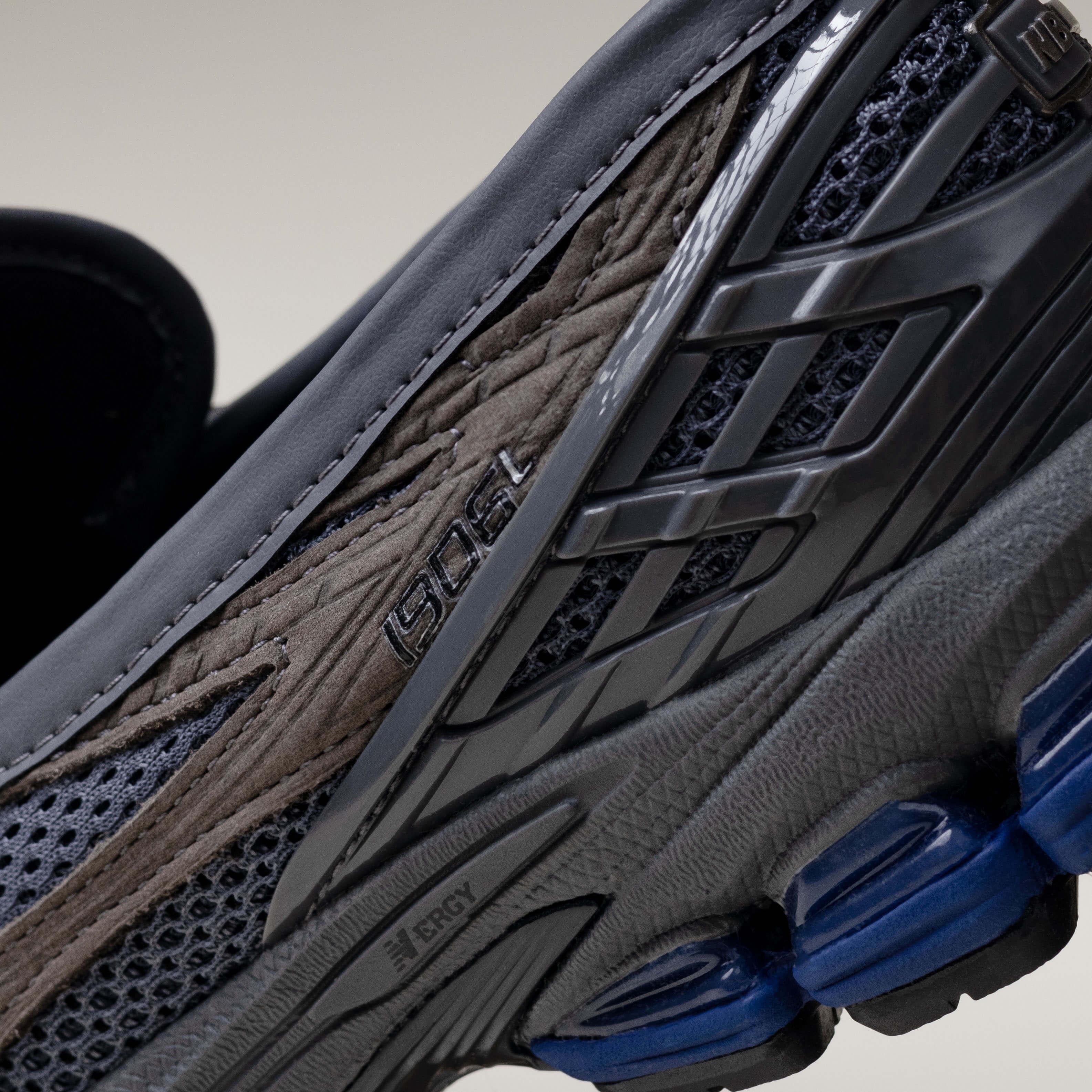 New Balance 1906L Magnet