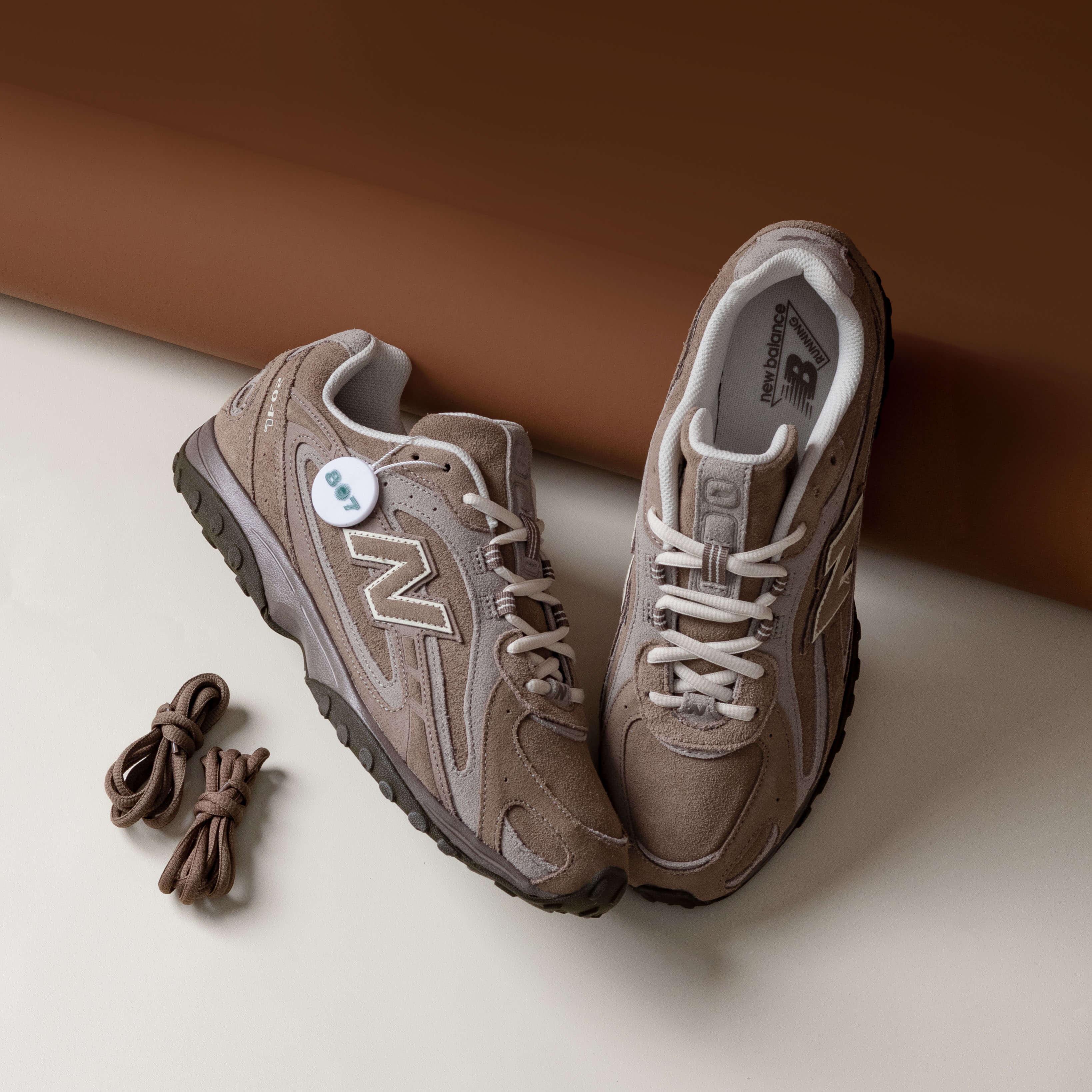 New Balance 204L Mushroom Arid Stone