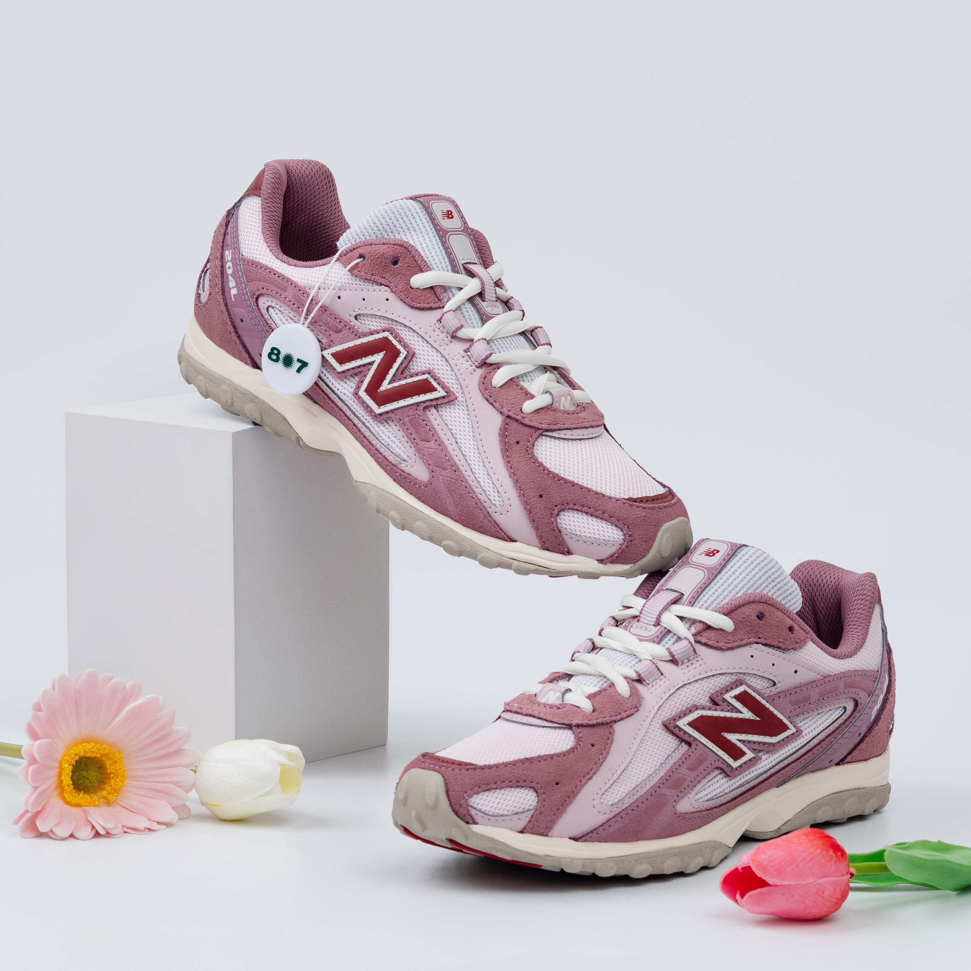 New Balance 204L Rosewood
