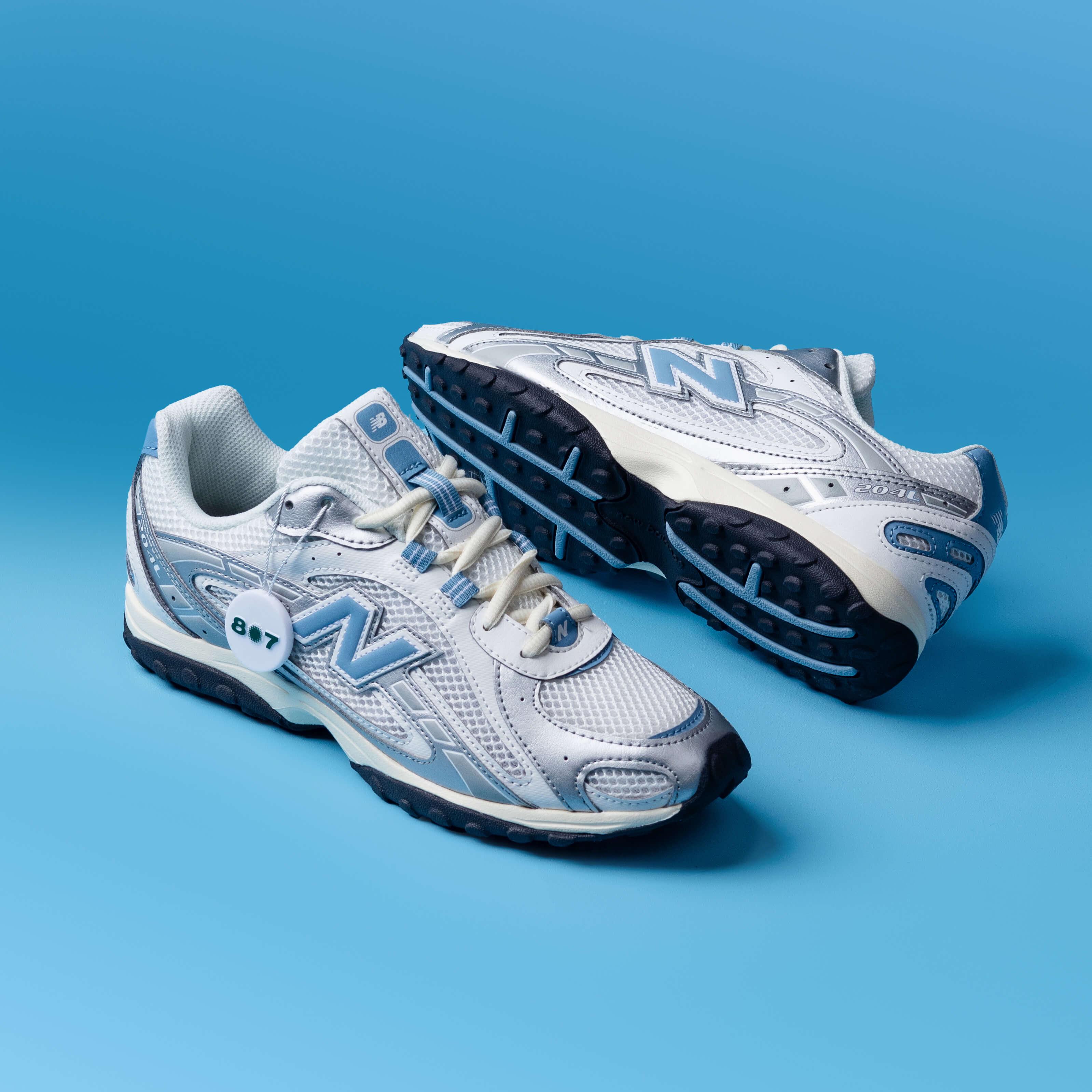 New Balance 204L Silver Metallic Sky