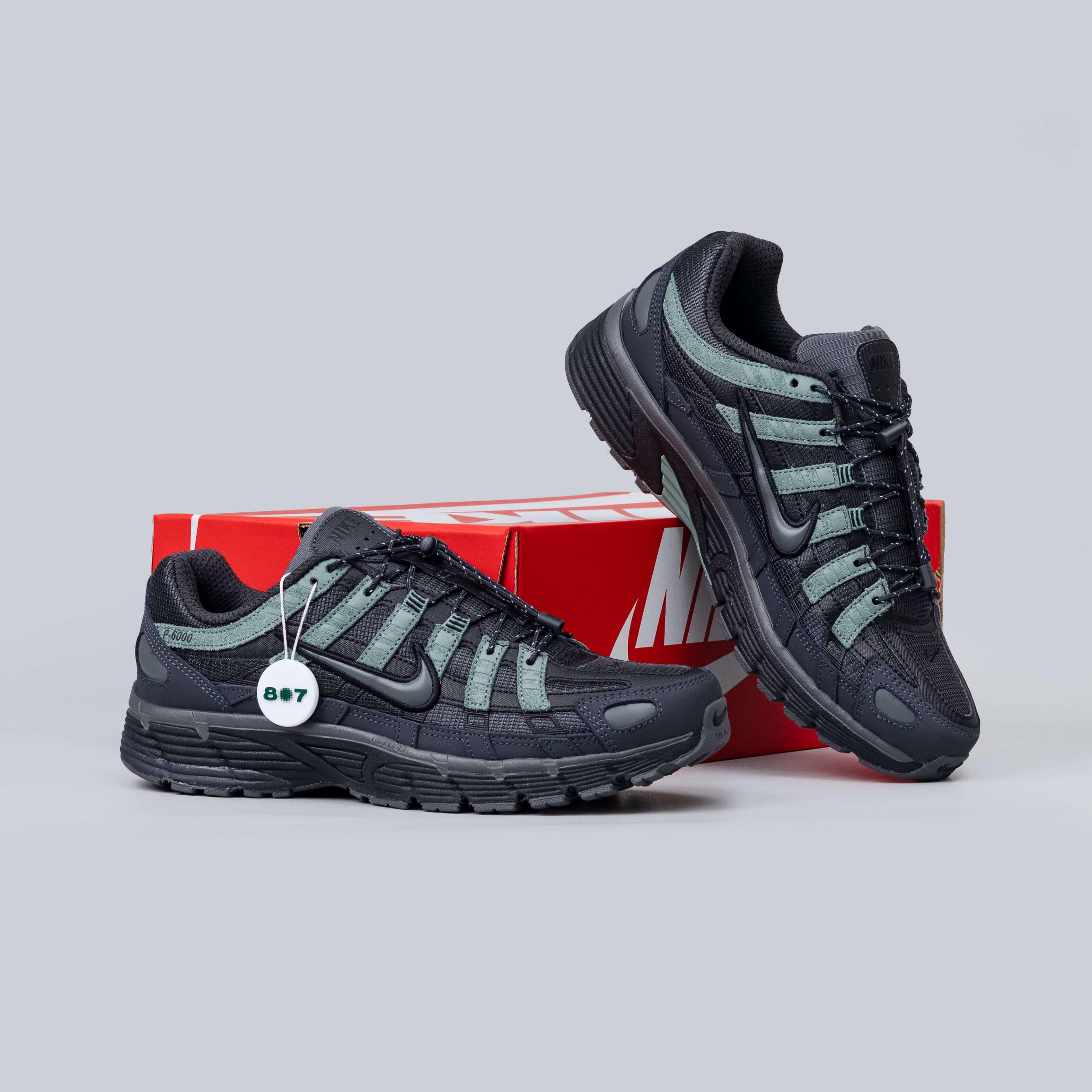 Nike P6000 Anthracite Clay Green