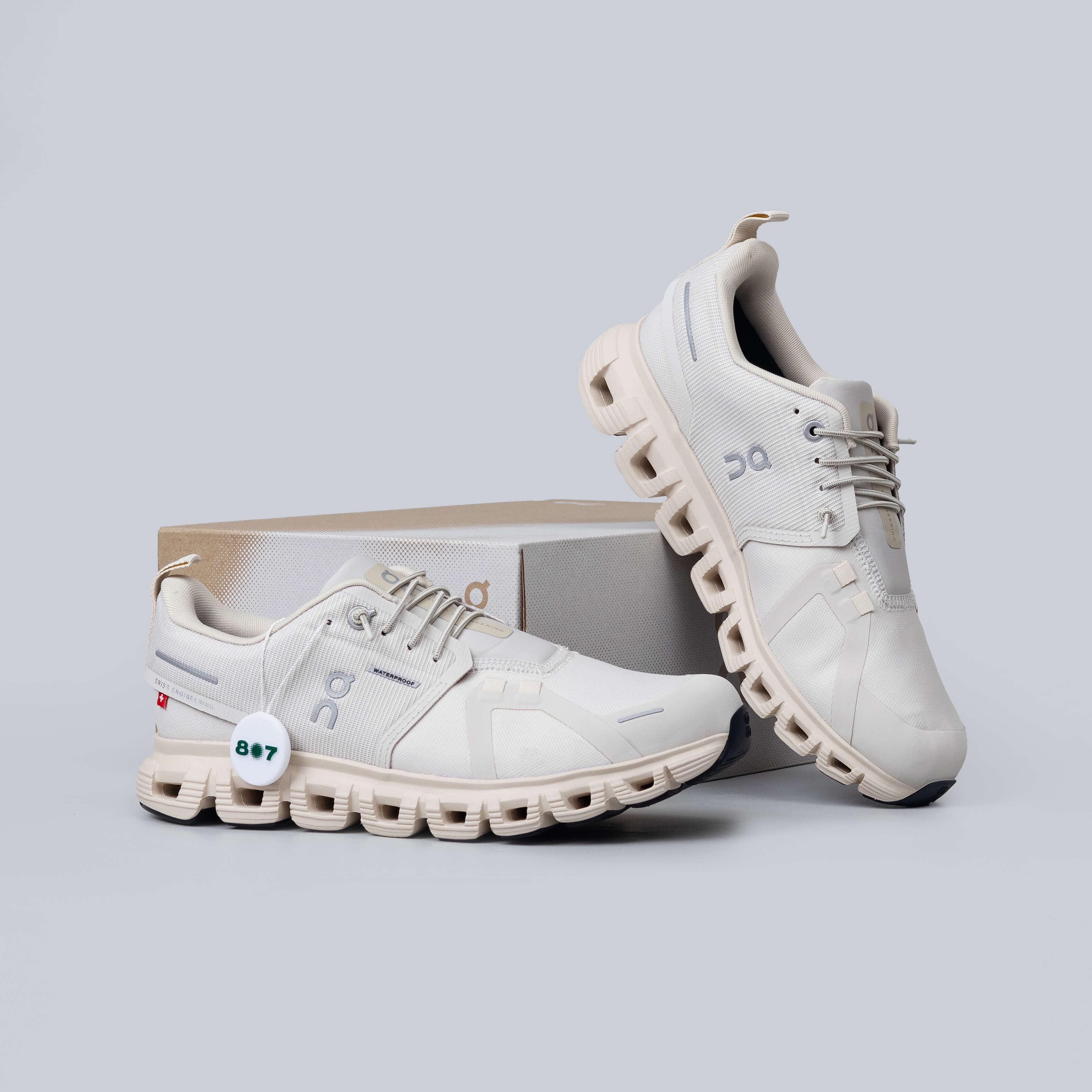 ON Cloud 6 Waterproof Pearl Cream