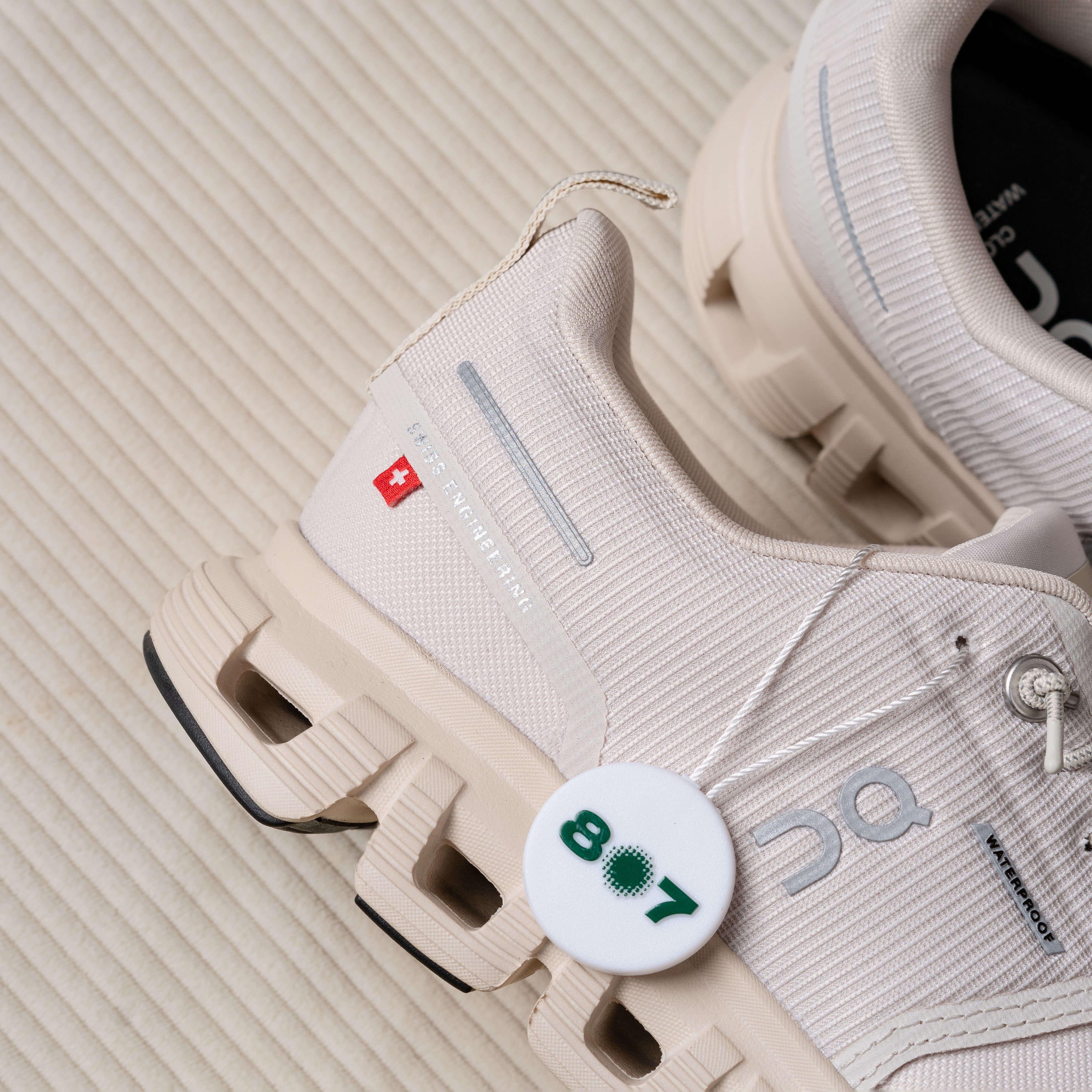 ON Cloud 6 Waterproof Pearl Cream