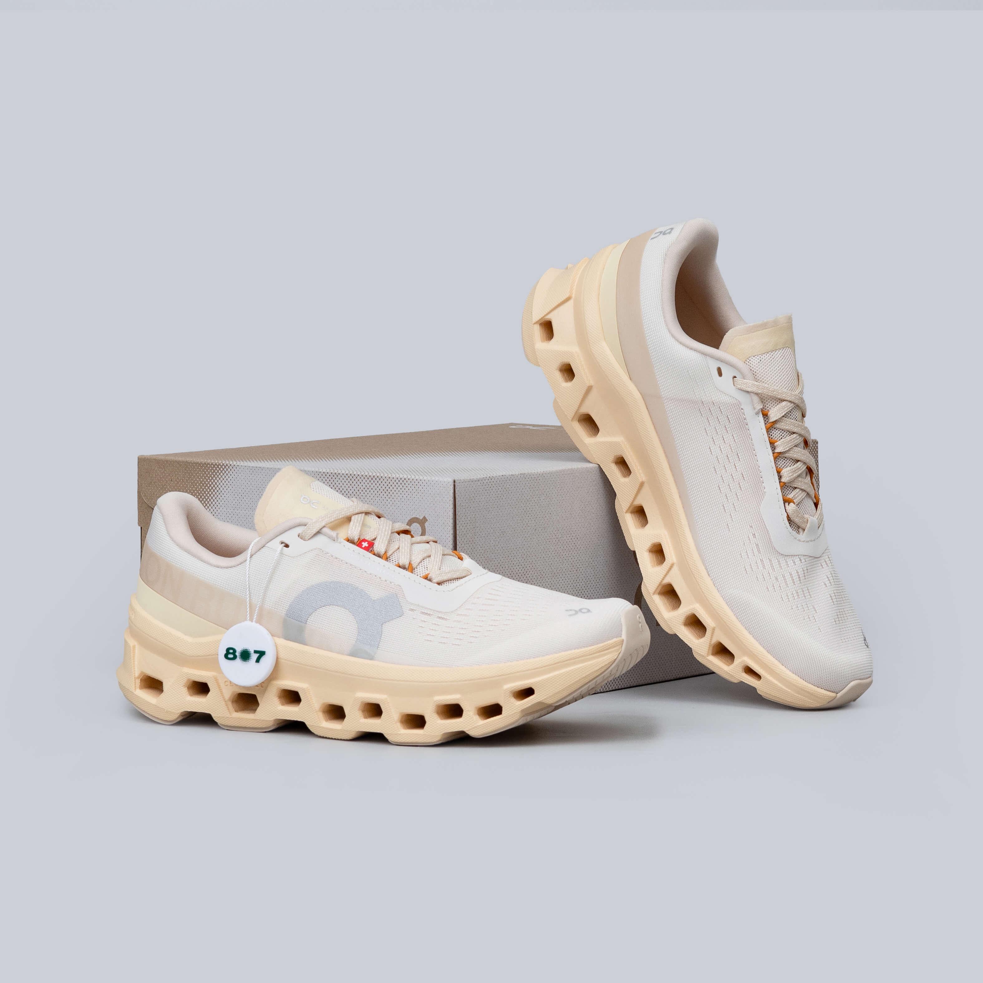 ON Cloudmonster Dew Blonde