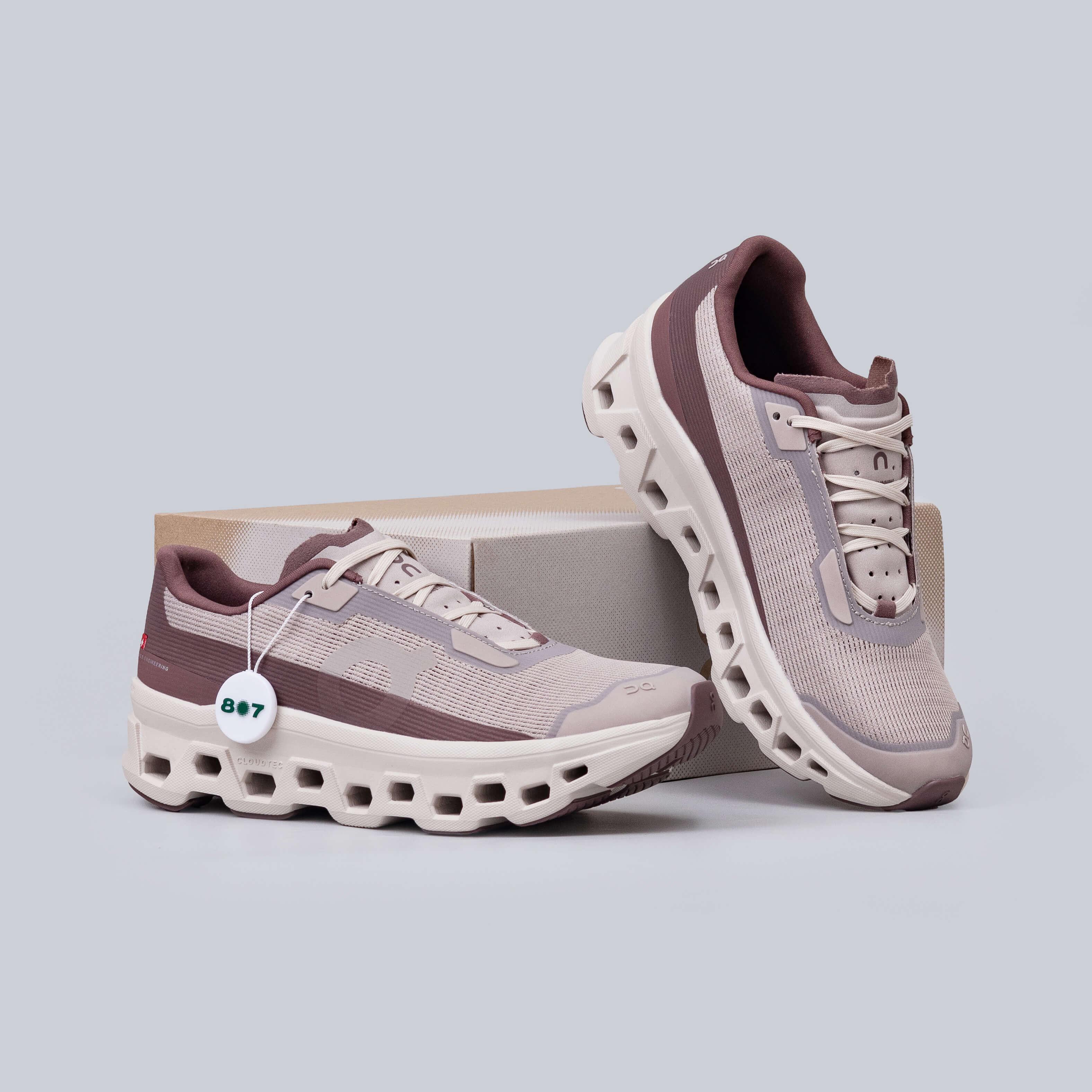 ON Cloudmonster Void Fog Pearl