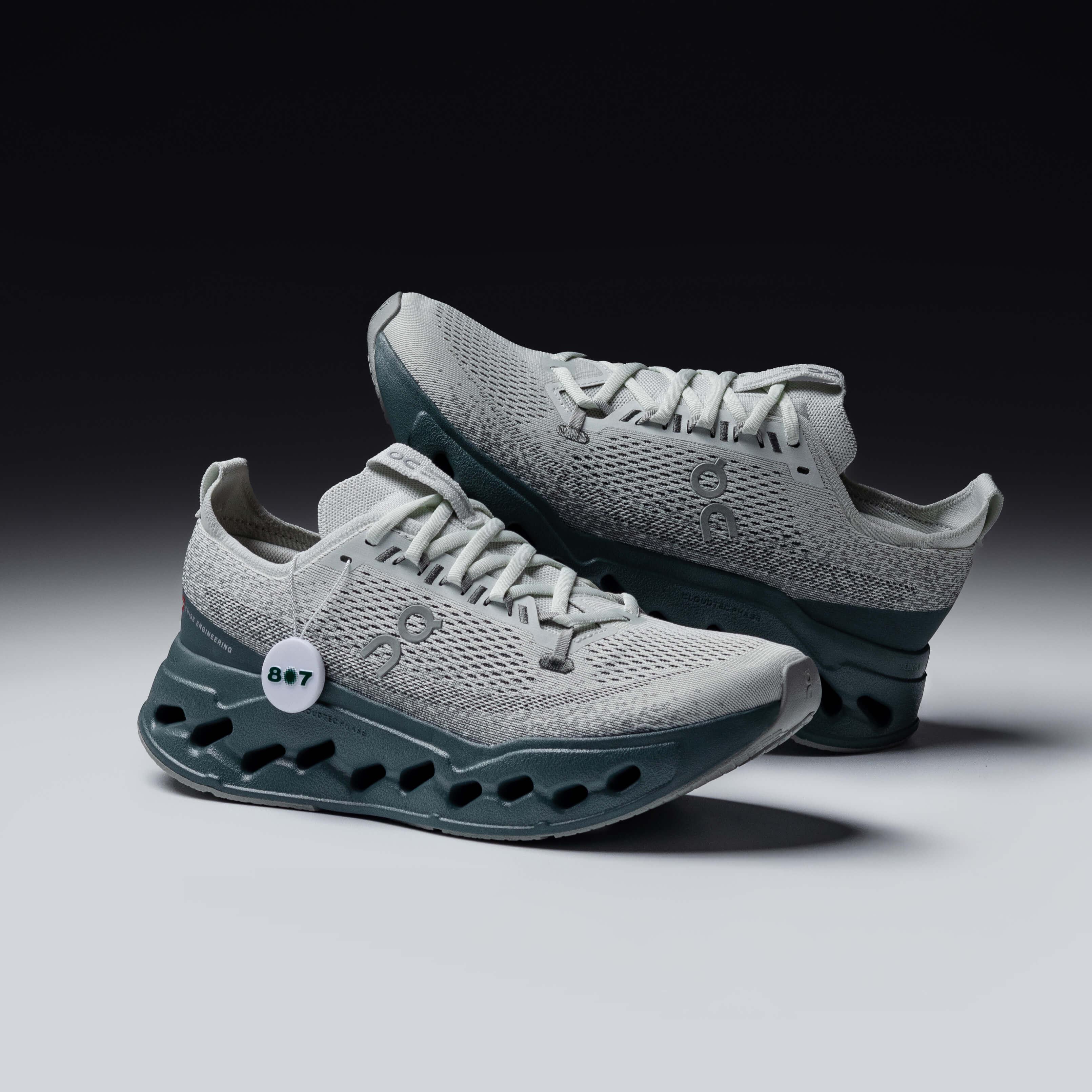 ON Cloudsurfer Iceberg Olive 