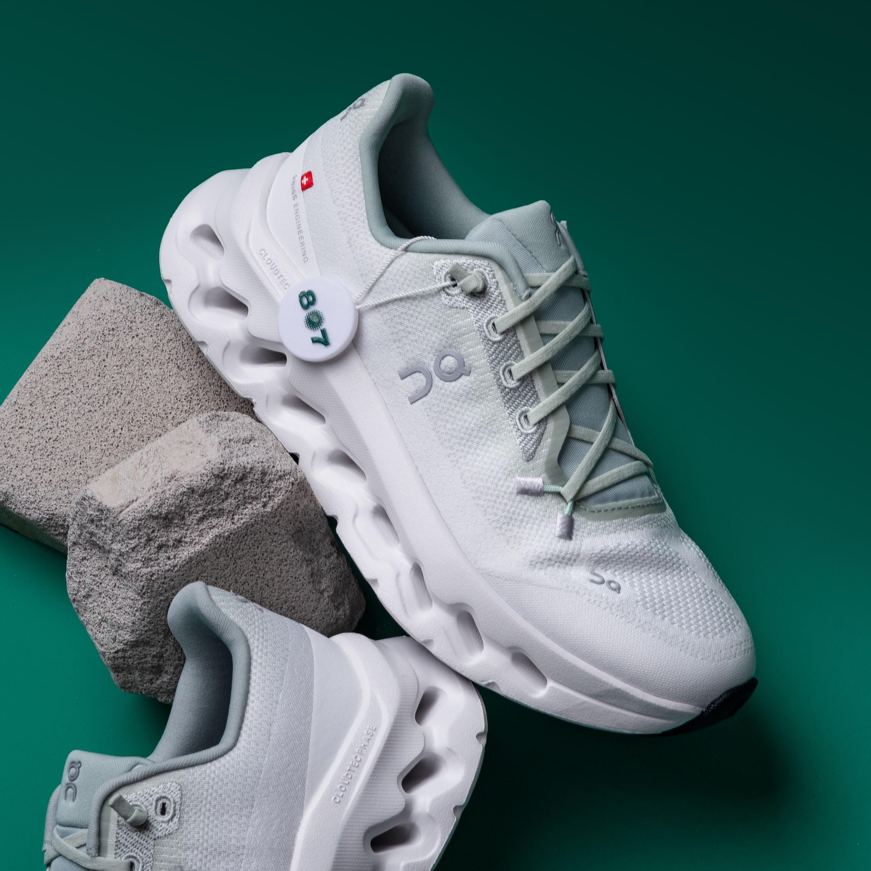 ON Cloudtilt Mint Green White