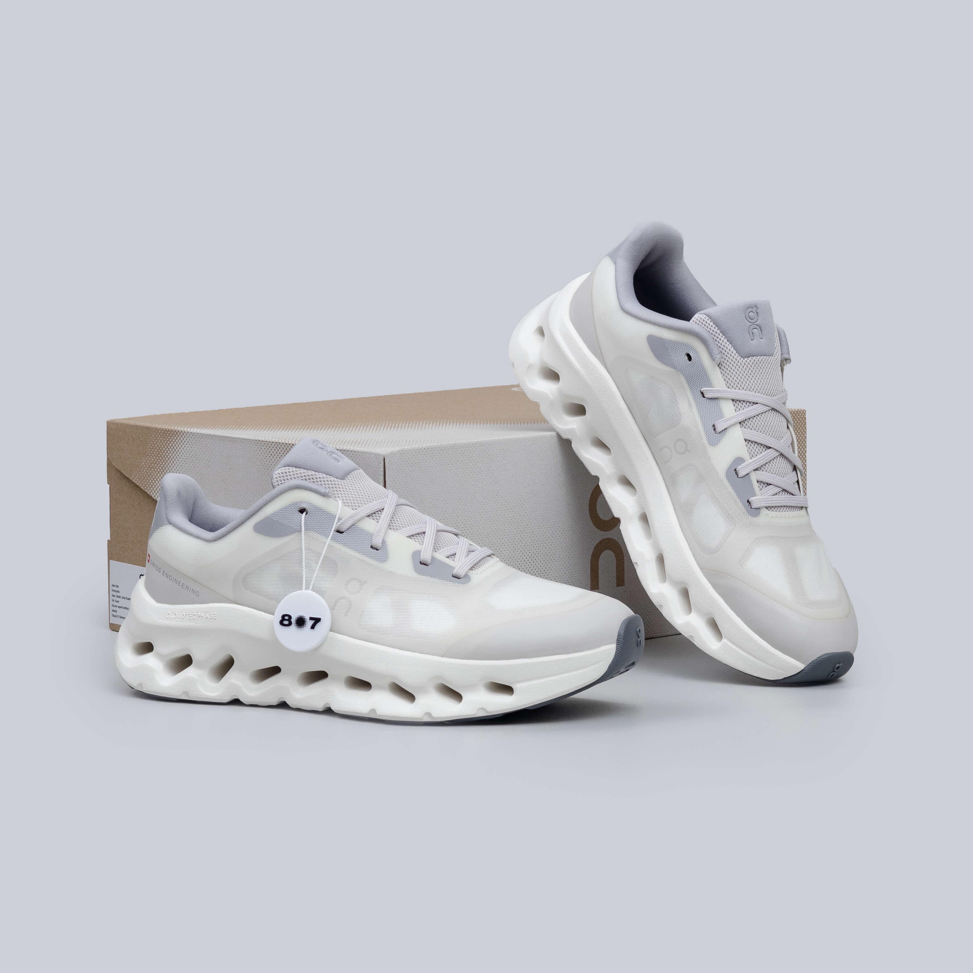 ON Cloudtilt Remix Alloy Ivory