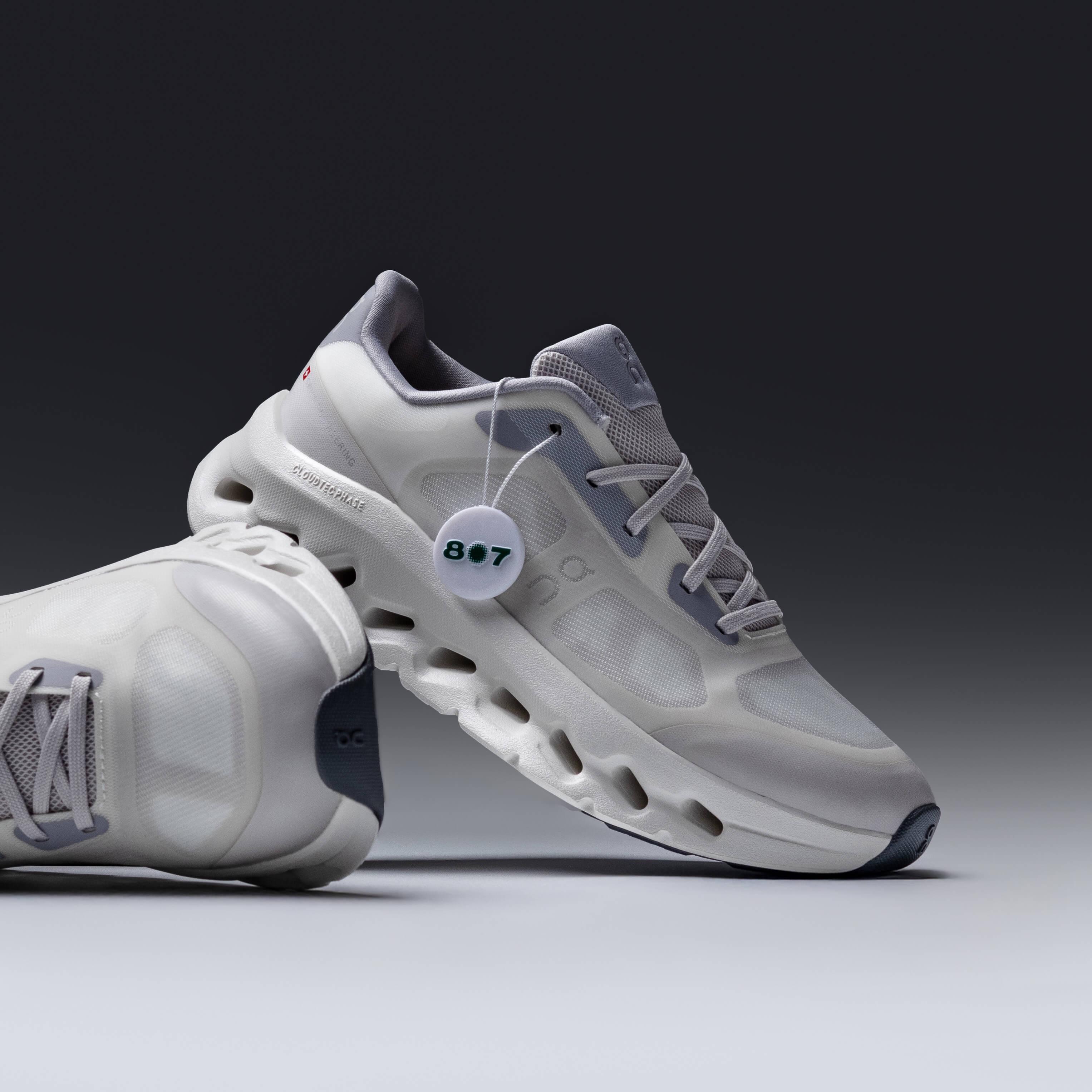 ON Cloudtilt Remix Alloy Ivory