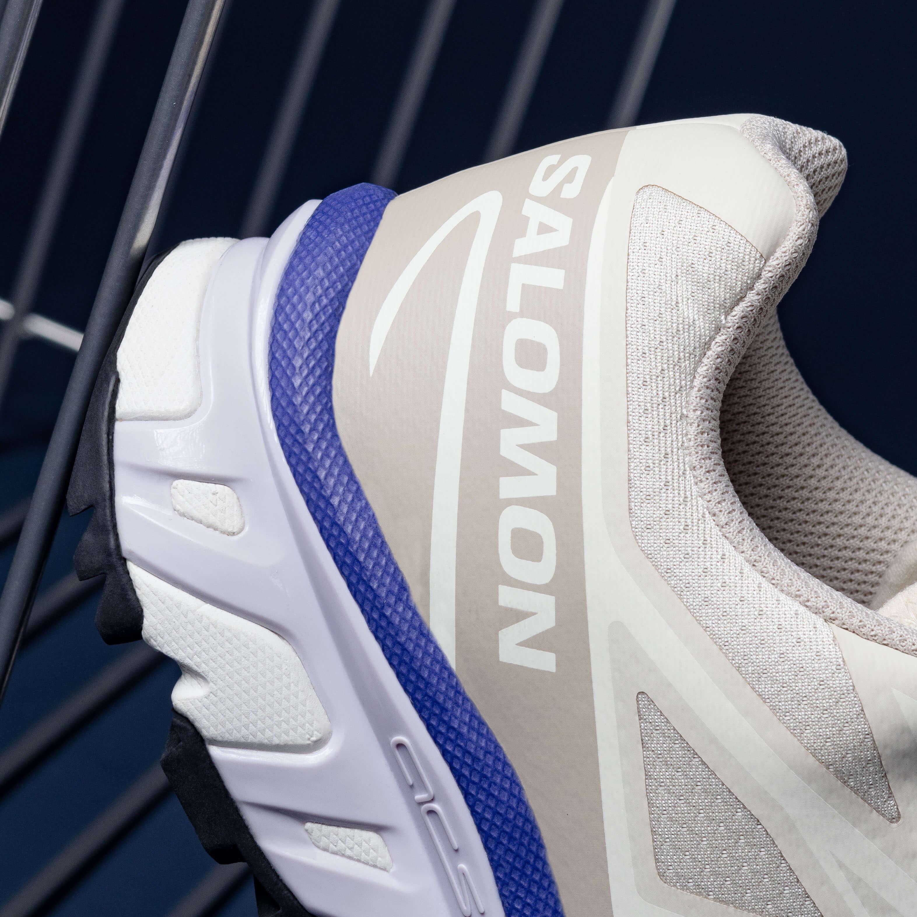 Salomon XT6 Milk Silver Cloud