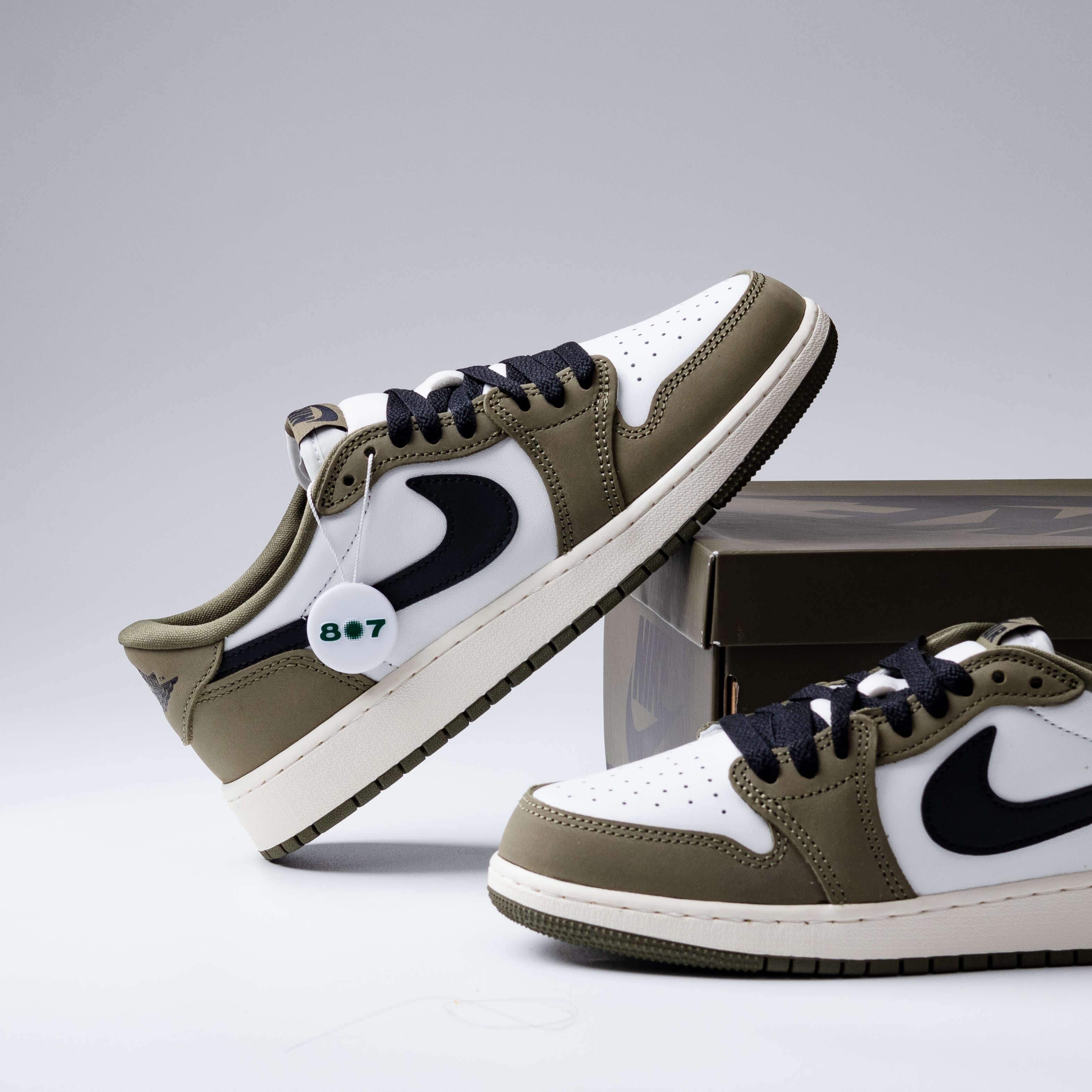 Air Jordan 1 Low OG Medium Olive GS Women