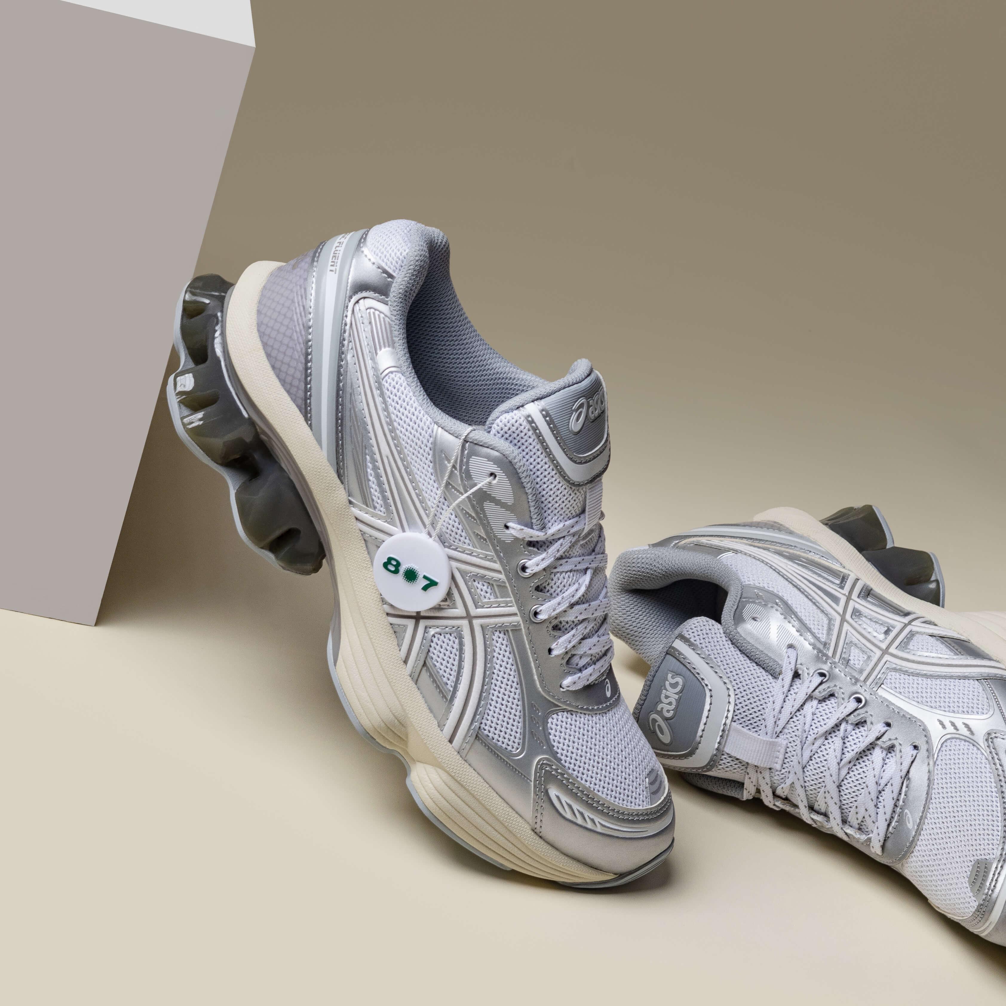 Asics Gel Kinetic Fluent White