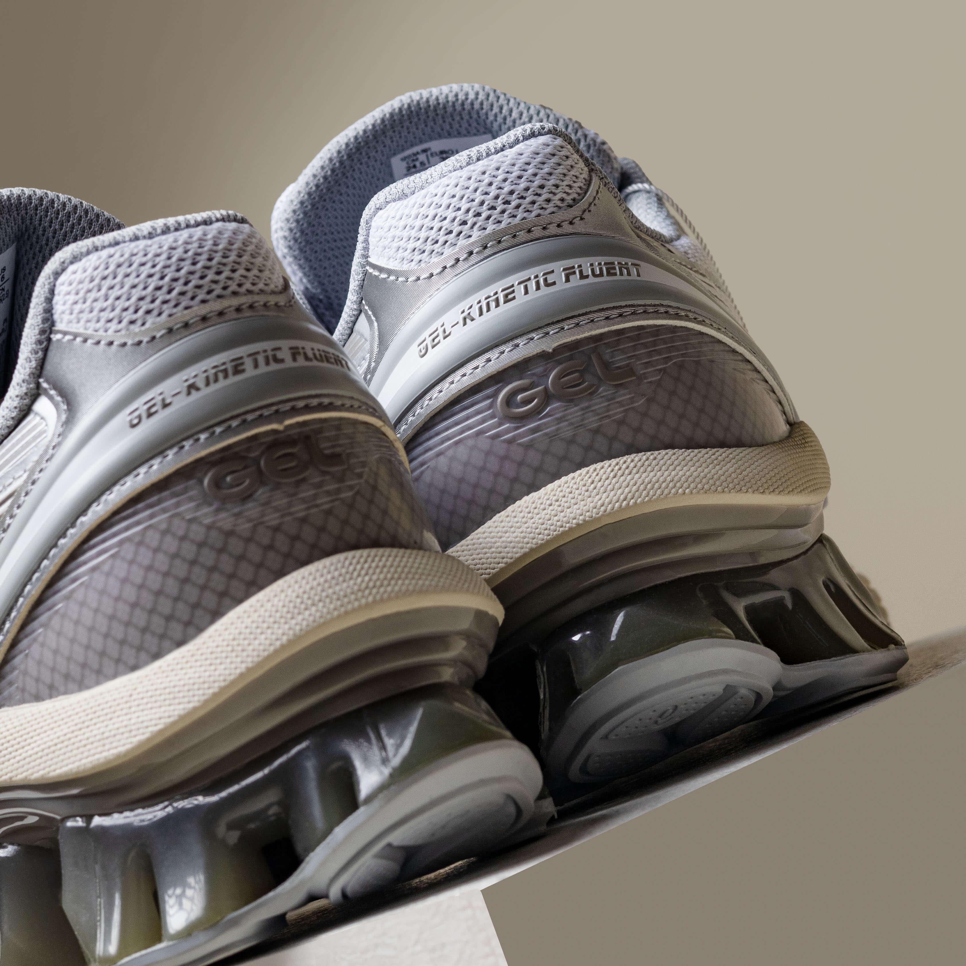 Asics Gel Kinetic Fluent White