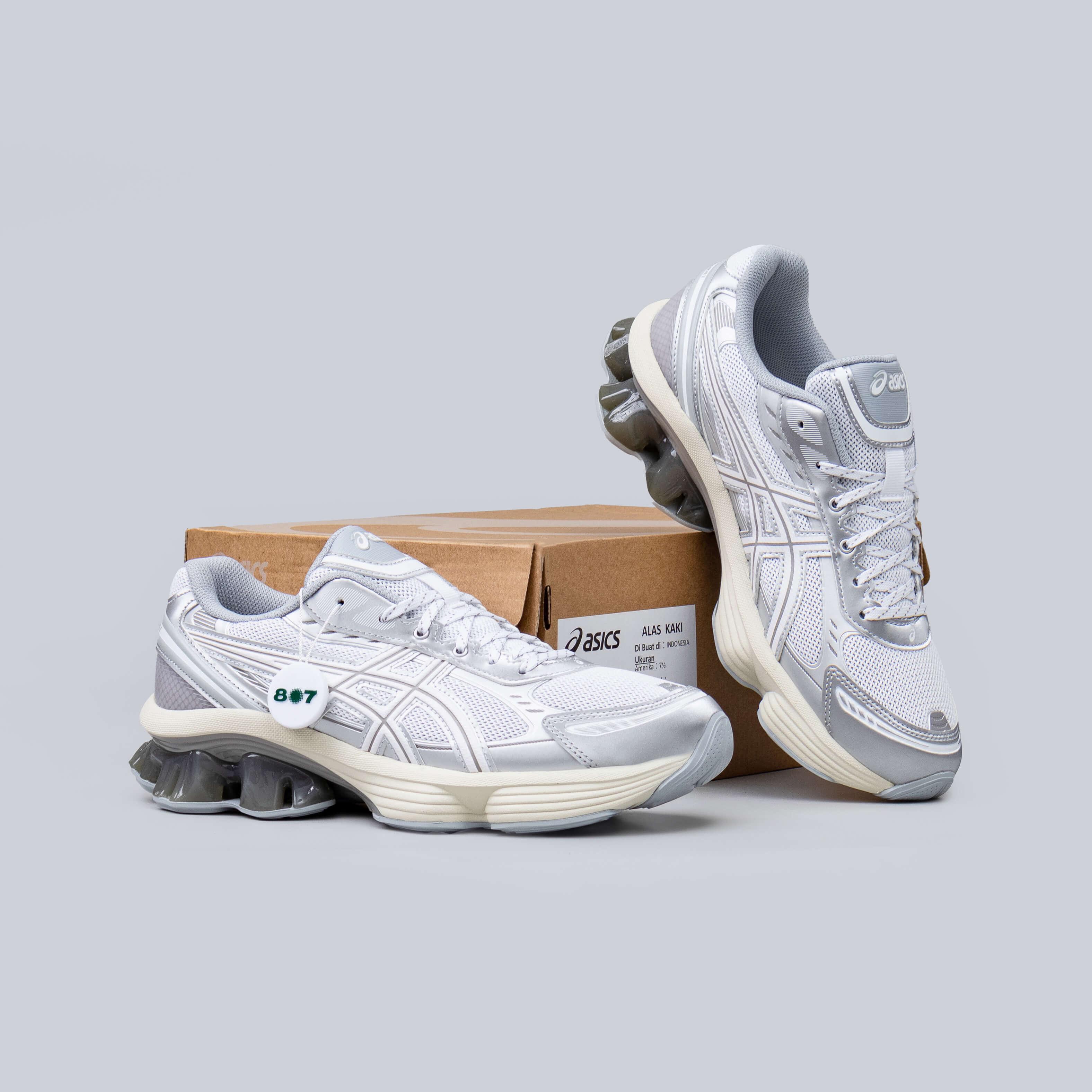 Asics Gel Kinetic Fluent White