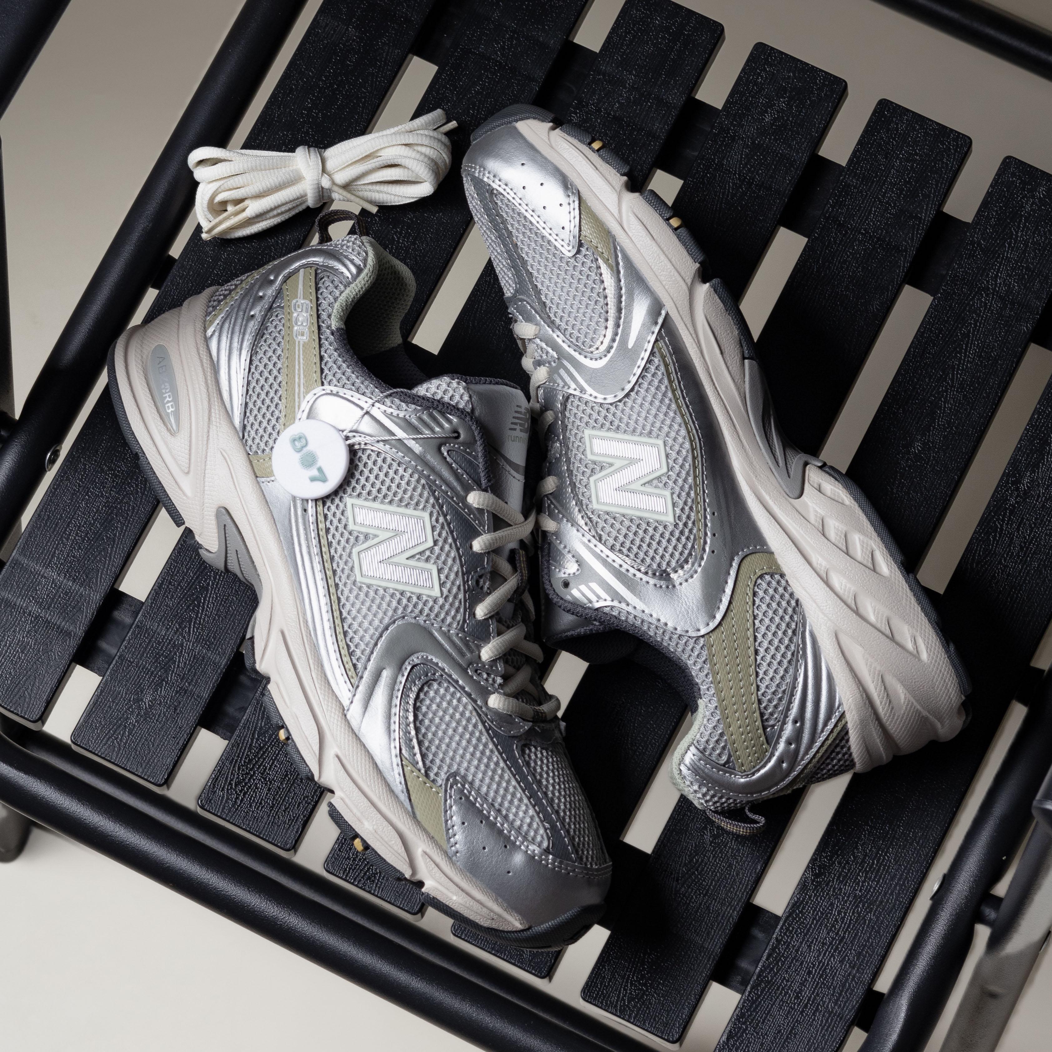 New Balance 530 Silver Khaki