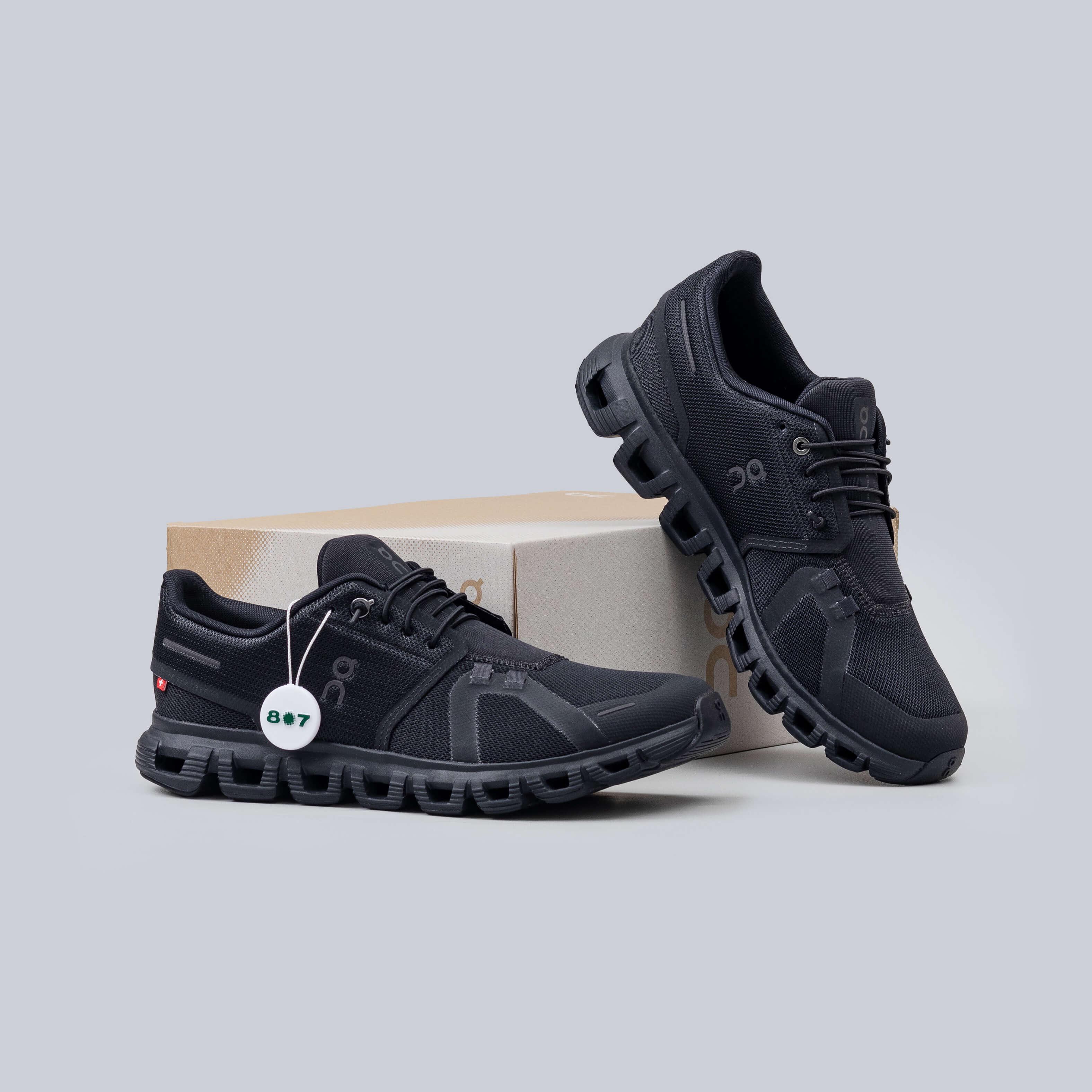 ON Cloud 6 All Black Eclipse